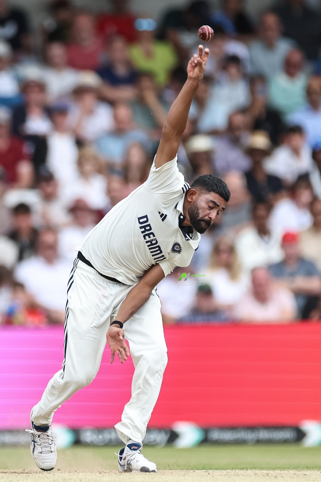 Mohammad Siraj of India delivers the ball during the 1st Rothesay Test Match, Day 3 England vs India at Headingley Cricket Ground, Leeds, United Kingdom, 22nd June 2025

(Photo by Mark Cosgrove/News Images)