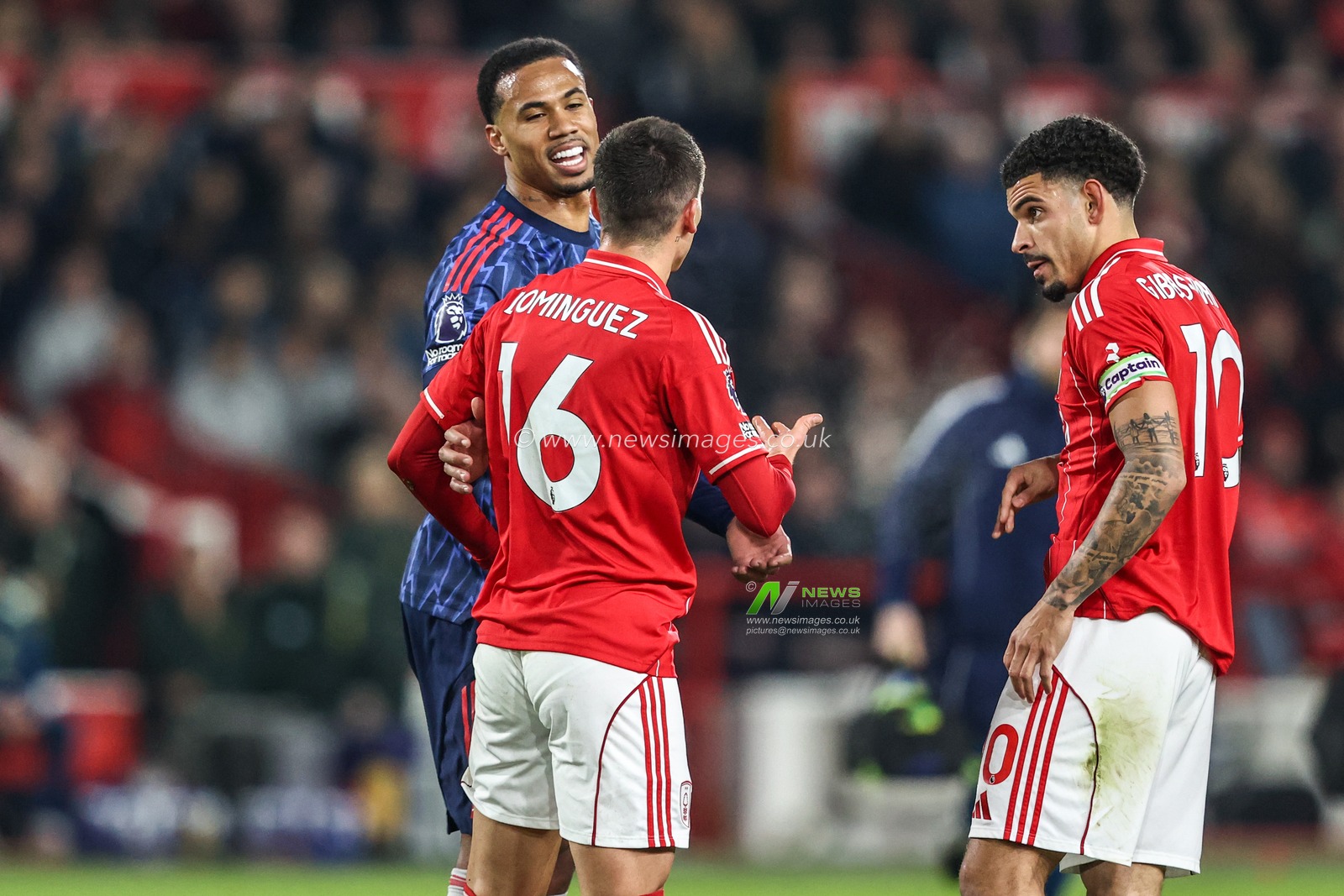 Nicolas Dominguez of Nottingham Forest reacts to Gabriel of Arsenal after he takes a knock during the Premier League match Nottingham Forest vs Arsenal at City Ground, Nottingham, United Kingdom, 17th January 2026

(Photo by Alfie Cosgrove/News Images)