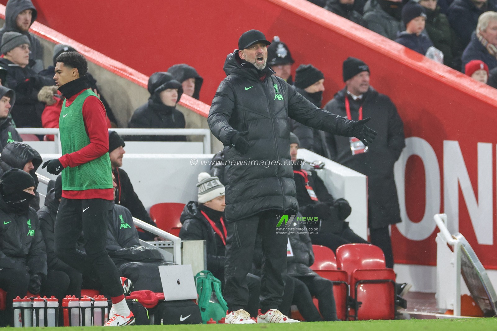JÃ¼rgen Klopp manager of Liverpool reacts during the Premier League match Liverpool vs Fulham at Anfield, Liverpool, United Kingdom, 3rd December 2023

(Photo by Mark Cosgrove/News Images)