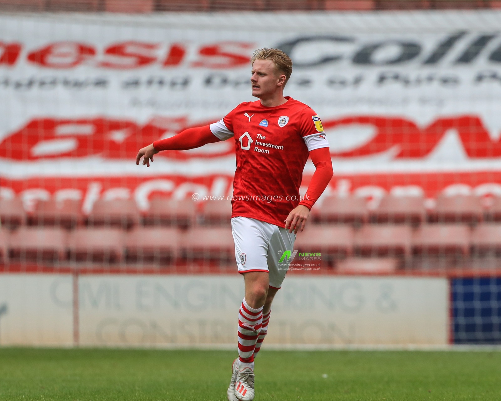 Ben Williams (3) of Barnsley during the game