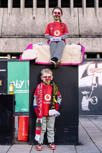 Young Welsh fans on Westgate Street, ahead of the Quilter Nations Series 2025 match Wales vs South Africa at Principality Stadium, Cardiff, United Kingdom, 29th November 2025

(Photo by Andrew Lewis/News Images)

*** GER AUT SUI OUT ***