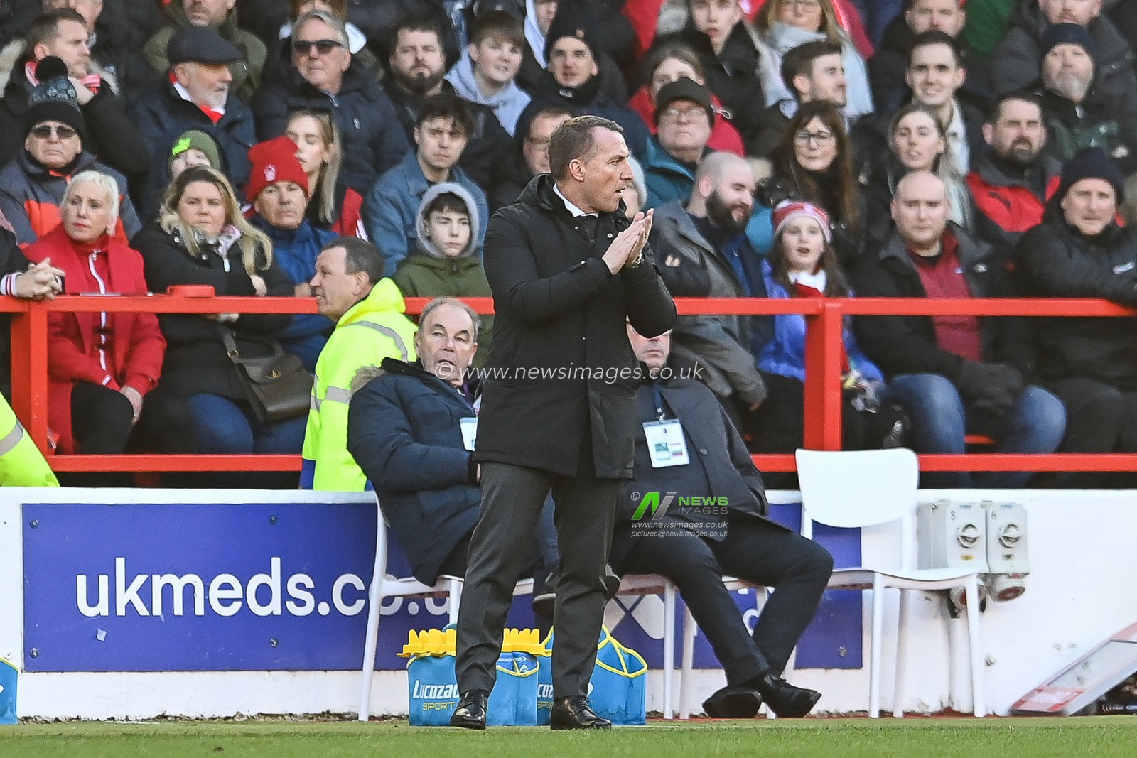 Brendan Rogers manager of Leicester City applauds hi side
