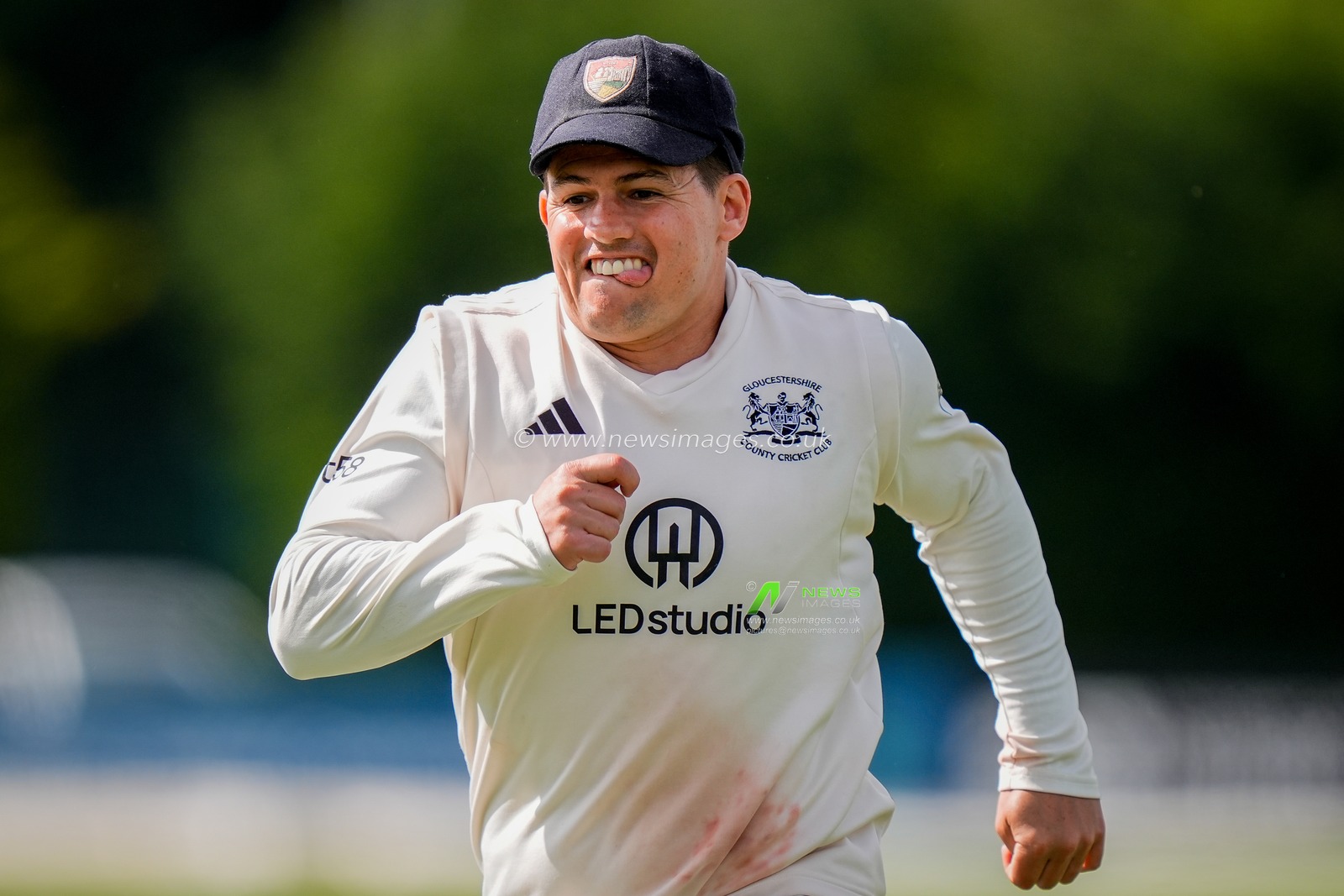 Graeme van Buuren chases during the county Championship Division Two day 4 Derbyshire vs Gloucestershire at The Central Co-Op County Ground, Derby, United Kingdom on 27 April 2026

(Photo by Maynard Manyowa/News Images)