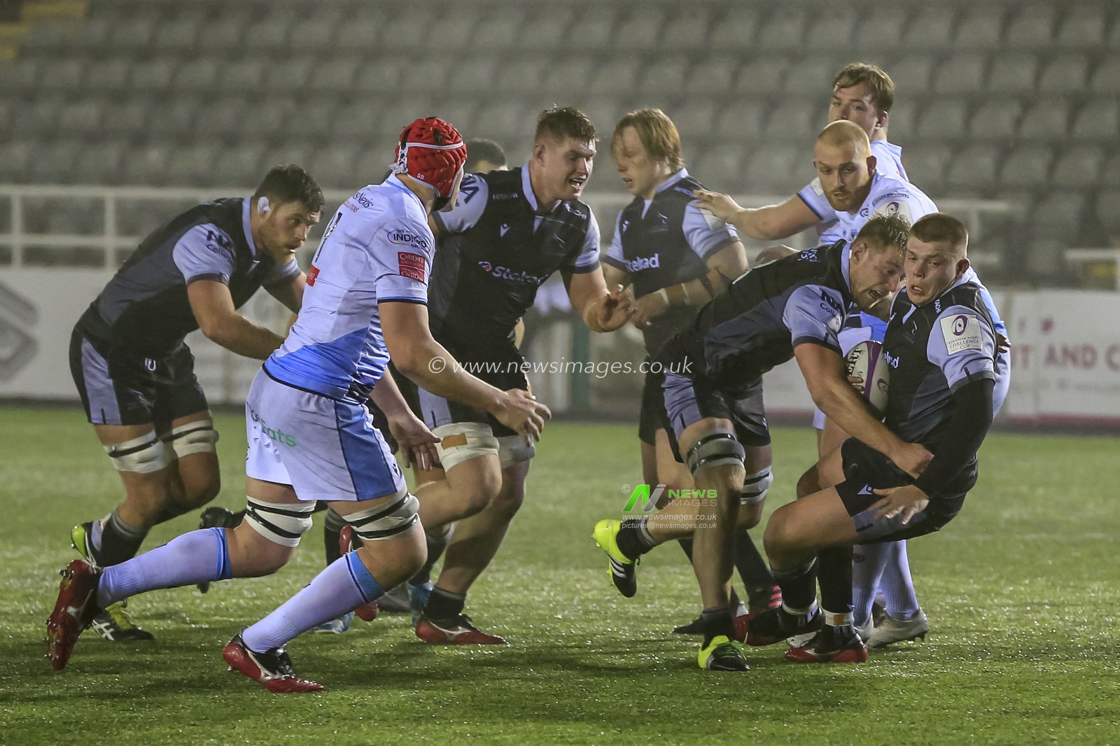 Jamie Blamire of Newcastle Falcons with the ball