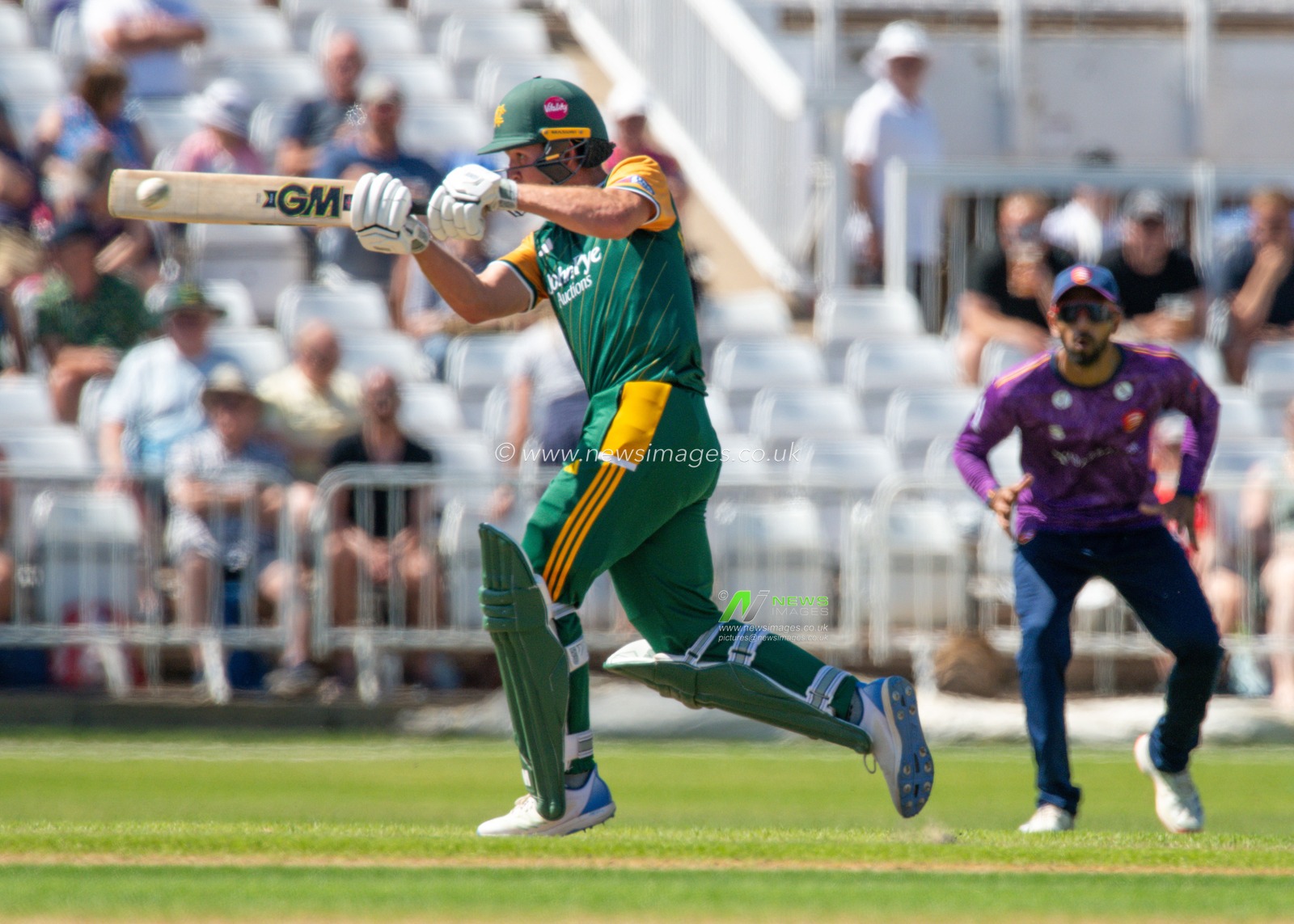 Matt MONTGOMERY of Nottingham Outlaws batting during the Royal London One-day Cup match Nottinghamshire vs Essex at Trent Bridge, Nottingham, United Kingdom, 11th August 2024

(Photo by Mark Dunn/News Images)
