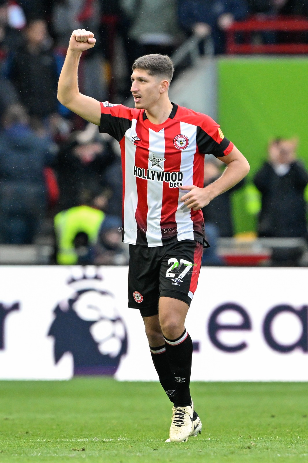 Vitaly Janelt of Brentford celebrates Mads Roerslev of Brentford goal to make it 1-1, during the Premier League match Brentford vs Chelsea at The Gtech Community Stadium, London, United Kingdom, 2nd March 2024

(Photo by Cody Froggatt/News Images)