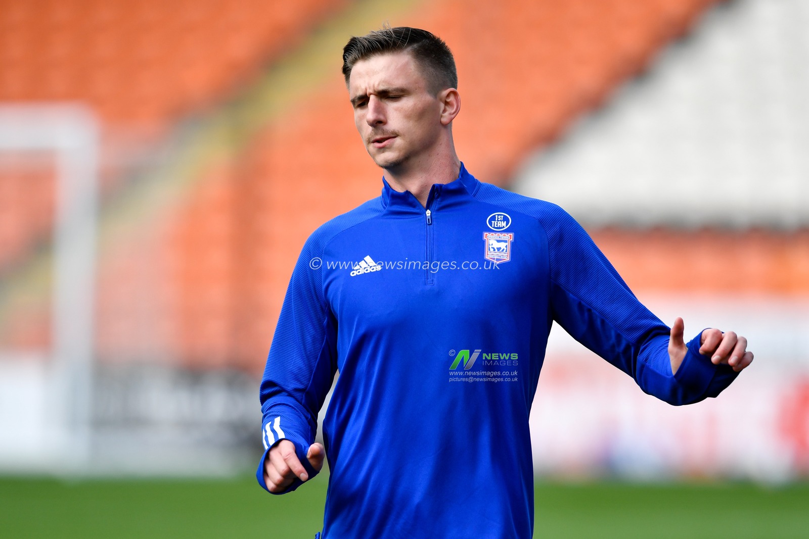 Oliver Hawkins (32) of Ipswich Town warming up