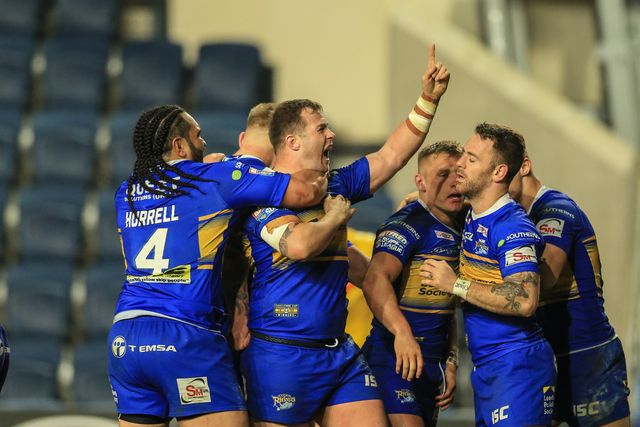Betfred Super League round 8 Leeds Rhinos vs Castleford Tigers