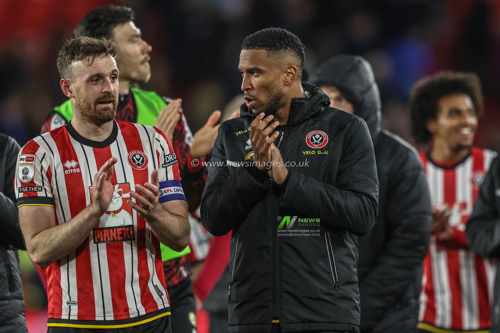 Tyrese Campbell of Sheffield United applauds the fans after the game during the Sky Bet Championship match Sheffield United vs Coventry City at Bramall Lane, Sheffield, United Kingdom, 28th March 2025

(Photo by Alfie Cosgrove/News Images)