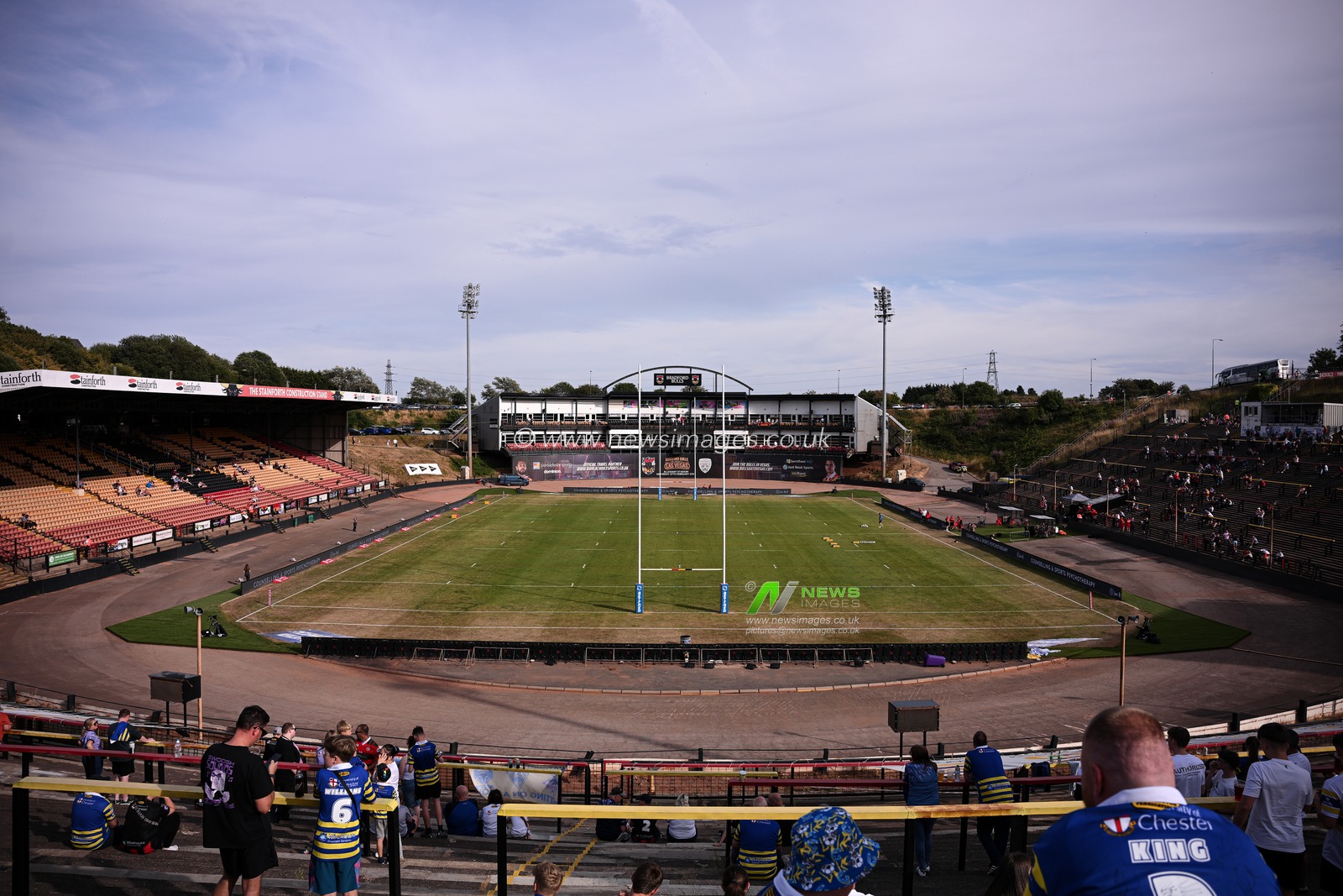 General view inside the stadium prior to the Betfred Super League round 22 match Bradford Bulls vs Warrington Wolves at Odsal Stadium, Bradford, United Kingdom on 08 August 2026

(Photo by Ben Roberts/News Images)