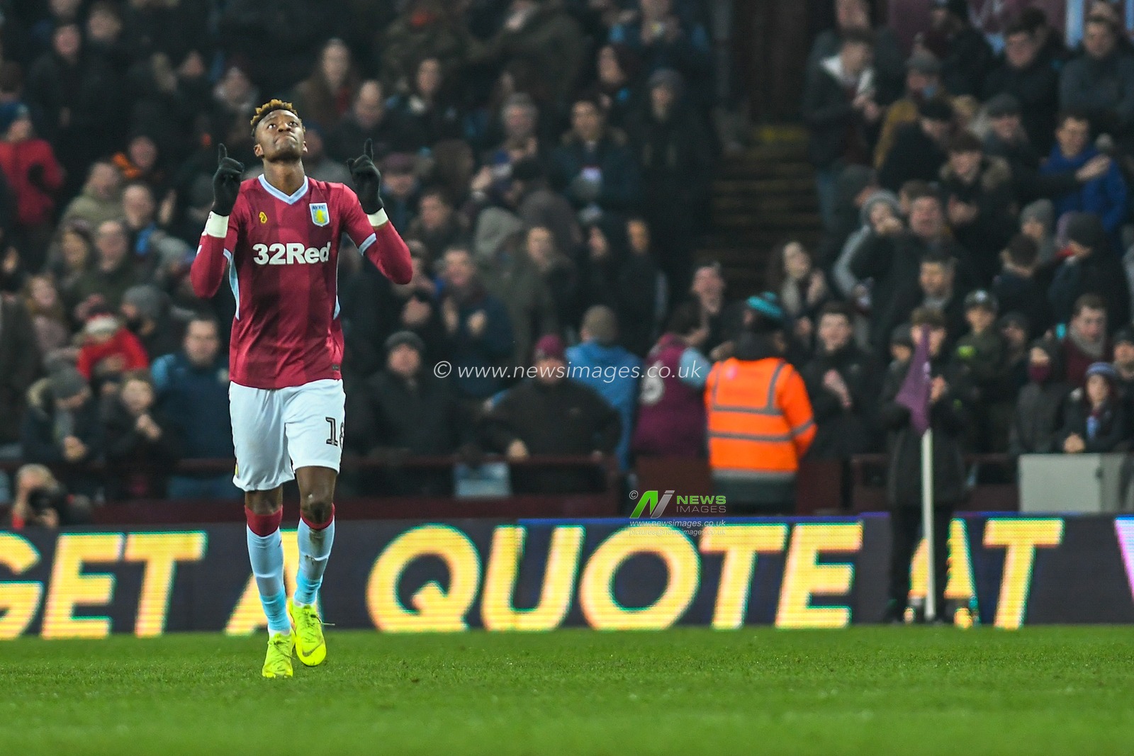 19th January, Villa Park, Birmingham, England ; Sky Bet Championship, Aston Villa v Hull City : Tammy Abraham (18) of Aston Villa celebrates his goal to make it 2-2

Credit: Gareth Dalley/News Images

English Football League images are subject to DataCo Licence