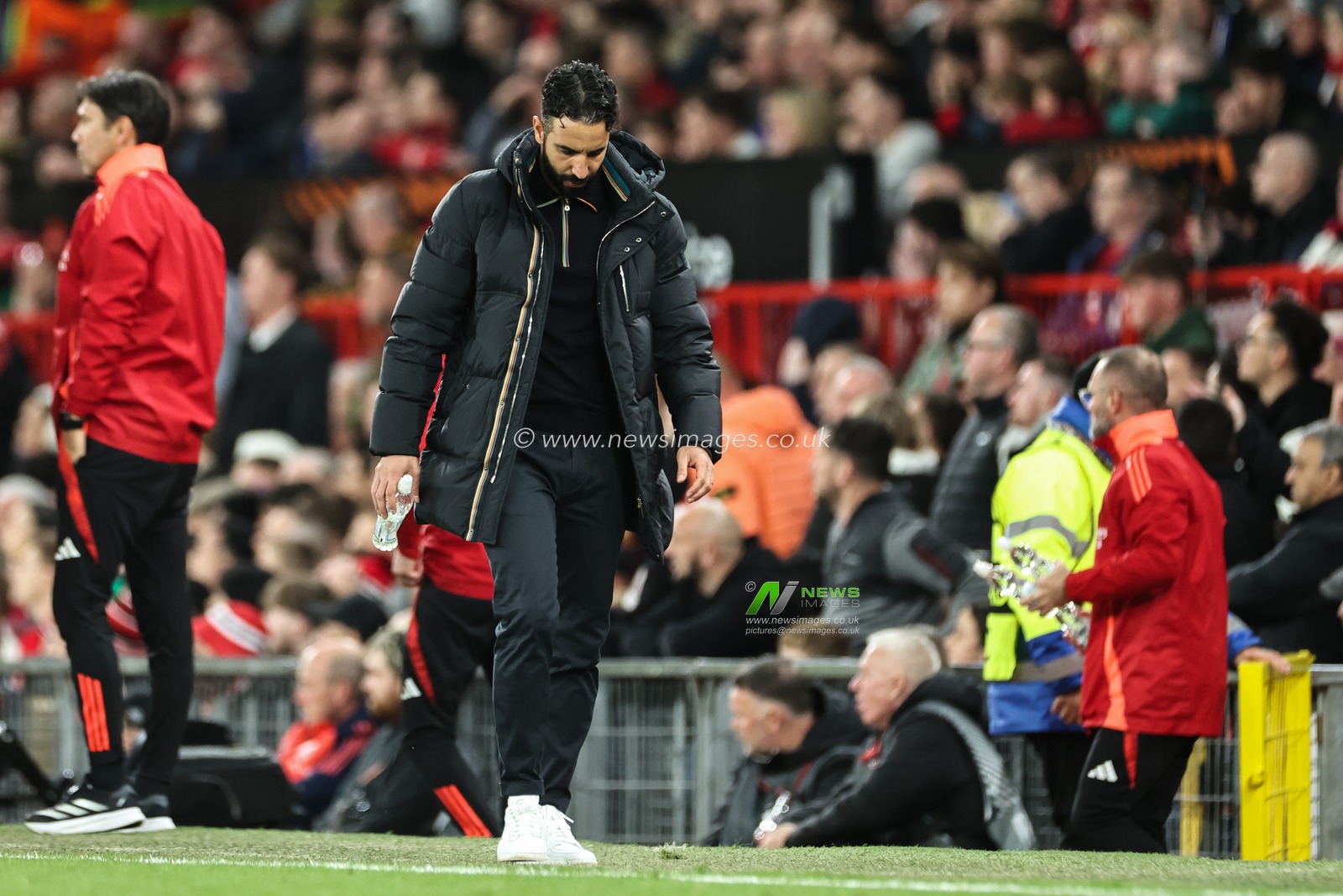 Ruben Amorim manager of Manchester United reacts to his side conceding a goal to make it 2-3 during the UEFA Europa League Quarter-finals match Manchester United vs Lyon at Old Trafford, Manchester, United Kingdom, 17th April 2025

(Photo by Mark Cosgrove/News Images)
