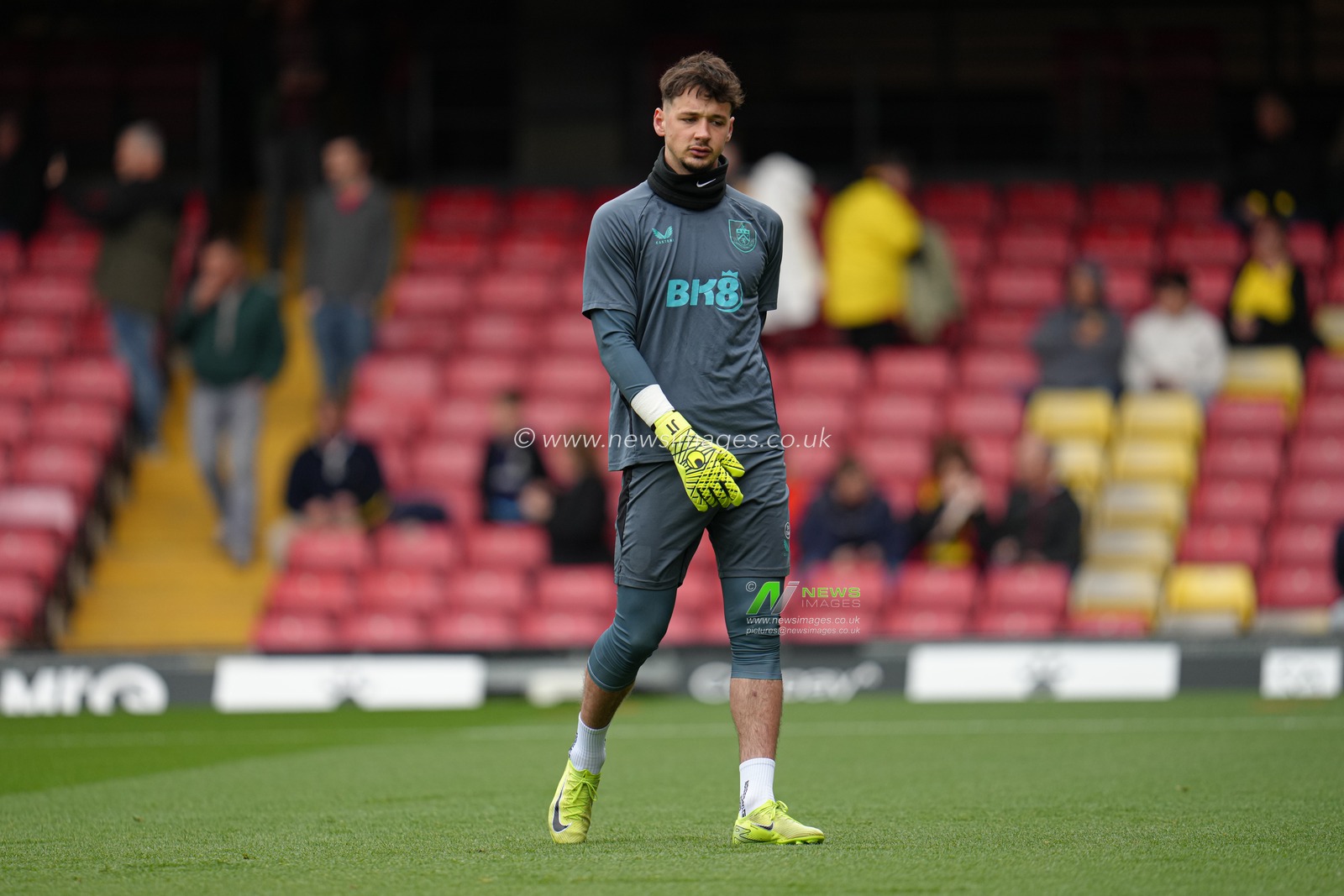during the Sky Bet Championship match Watford vs Burnley at Vicarage Road, Watford, United Kingdom, 18th April 2025

(Photo by Harvey Murphy/News Images)