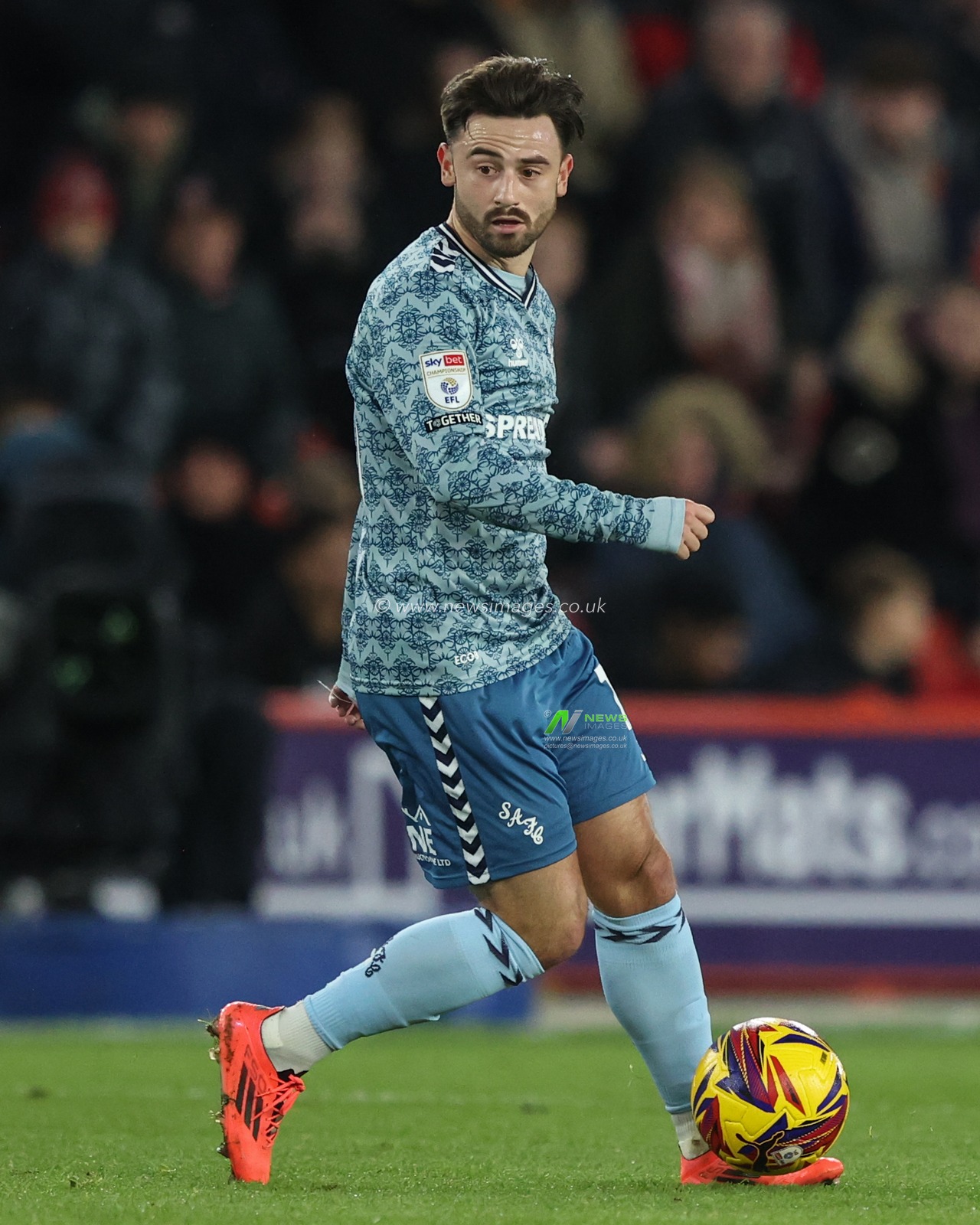 Patrick Roberts of Sunderland during the Sky Bet Championship match Sheffield United vs Sunderland at Bramall Lane, Sheffield, United Kingdom, 29th November 2024

(Photo by Alfie Cosgrove/News Images)