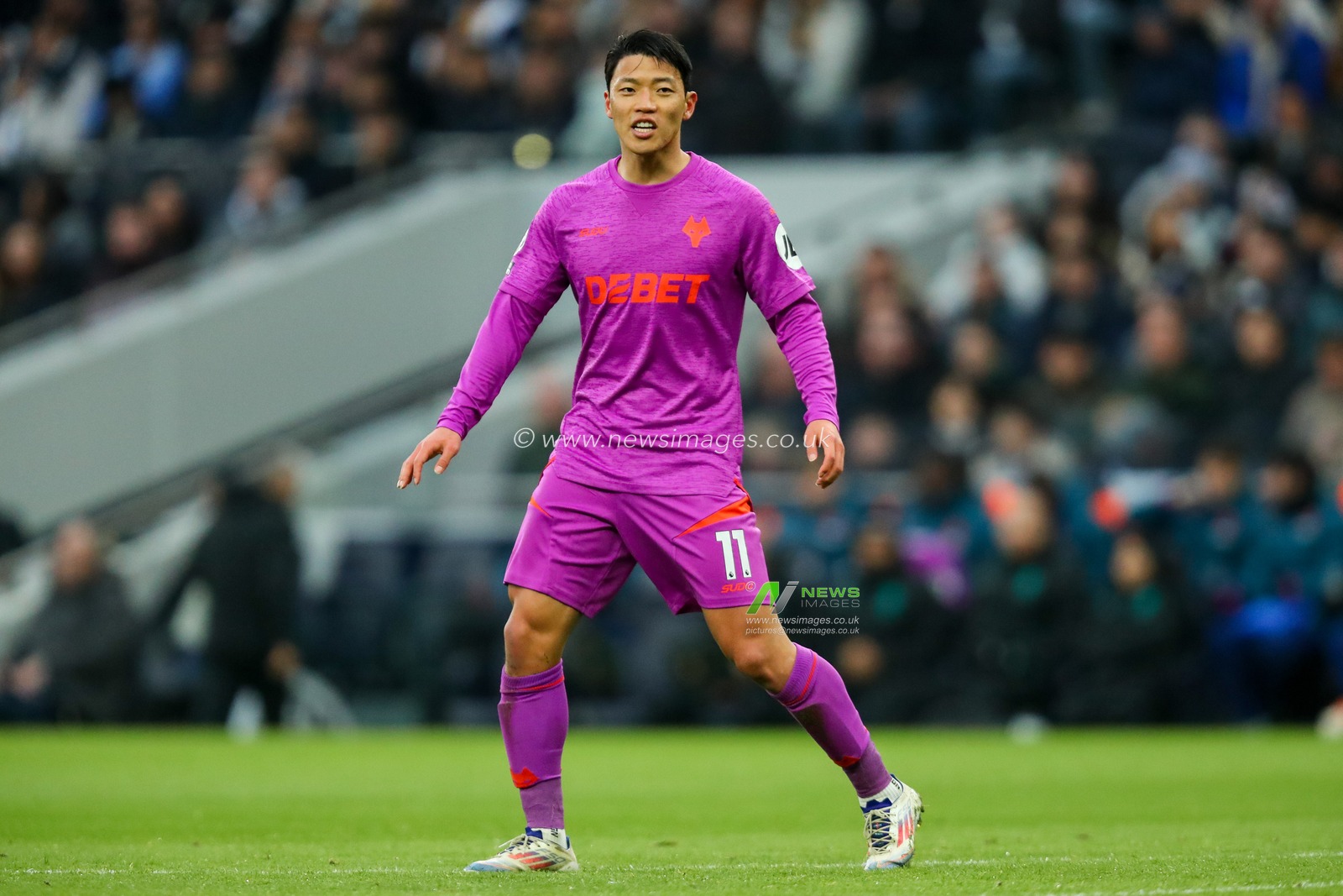 Hwang Hee-Chan of Wolverhampton Wanderers reacts during the Premier League match Tottenham Hotspur vs Wolverhampton Wanderers at Tottenham Hotspur Stadium, London, United Kingdom, 29th December 2024

(Photo by Izzy Poles/News Images)