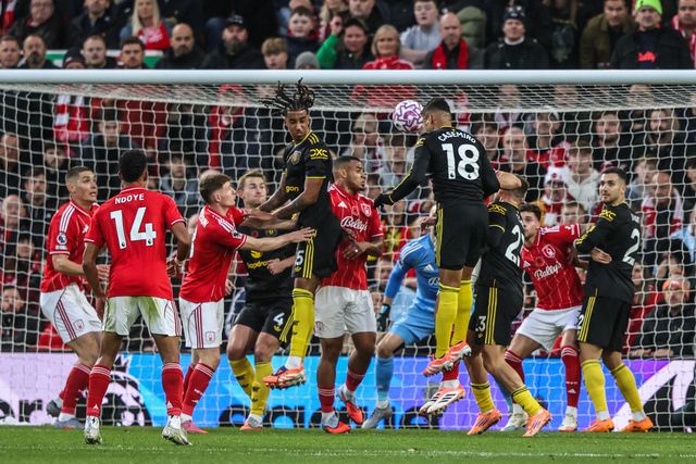 Casemiro of Manchester United scores to make it 0-1 during the Premier League match Nottingham Forest vs Manchester United at City Ground, Nottingham, United Kingdom, 1st November 2025

(Photo by Alfie Cosgrove/News Images)

*** GER AUT SUI OUT ***