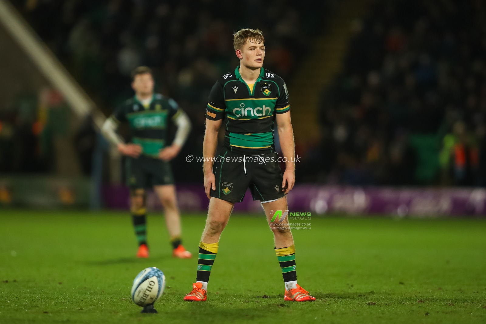 Fin Smith of Northampton Saints prepares to kick at goal during the Gallagher Premiership match Northampton Saints vs Bath Rugby at Cinch Stadium at Franklin's Gardens, Northampton, United Kingdom, 5th January 2025

(Photo by Izzy Poles/News Images)