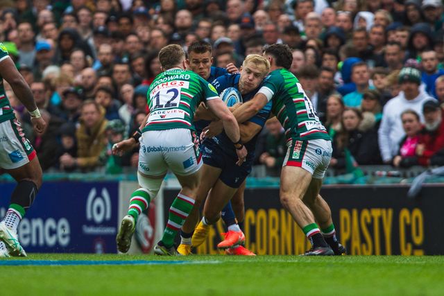 Joseph Woodward of Leicester Tigers and Adam Radwan of Leicester Tigers hold up Arron Reed of Sale Sharks during the Gallagher Premiership Play-off Semi-final Leicester Tigers vs Sale Sharks at Mattioli Woods Welford Road Stadium, Leicester, United Kingdom, 7th June 2025

(Photo by Craig Evans/News Images)
