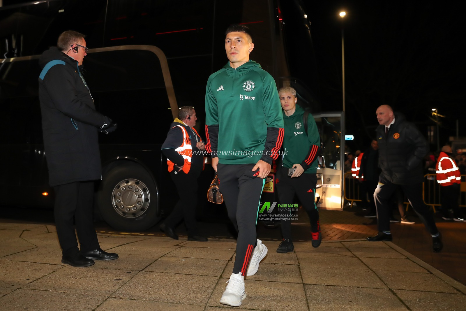 Lisandro MartÃ­nez of Manchester United arrives ahead of the match, during the Premier League match Wolverhampton Wanderers vs Manchester United at Molineux, Wolverhampton, United Kingdom, 1st February 2024

(Photo by Gareth Evans/News Images)