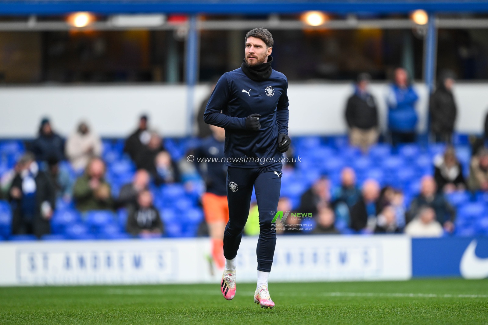 James Husband of Blackpool during the pre-game warmup ahead of the Sky Bet League 1 match Birmingham City vs Blackpool at St. Andrew's @ Knighthead Park, Birmingham, United Kingdom, 29th December 2024

(Photo by Craig Thomas/News Images)