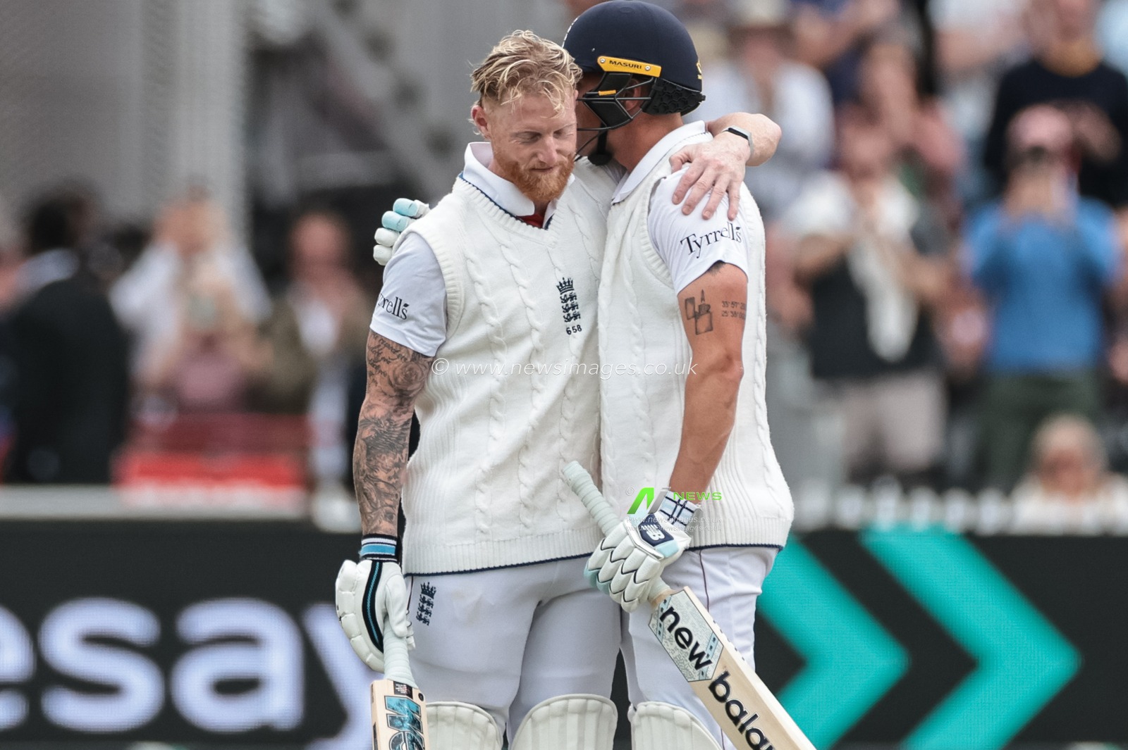 England captain Ben Stokes celebrates a century (100 runs) during the 4th Rothesay Test Match match Day 4 England vs India at Old Trafford Cricket Ground, Manchester, United Kingdom, 26th July 2025

(Photo by Mark Cosgrove/News Images)