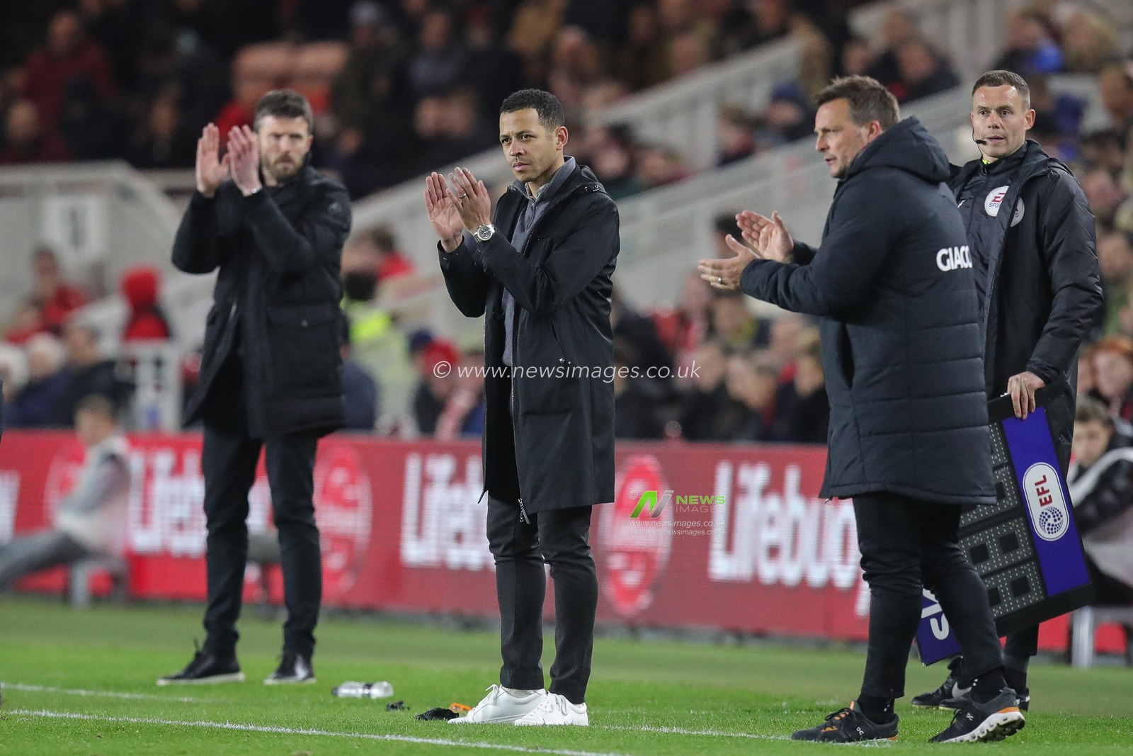 Liam Rosenior manager of Hull City applauds his players during the Sky Bet Championship match Middlesbrough vs Hull City at Riverside Stadium, Middlesbrough, United Kingdom, 19th April 2023

(Photo by James Heaton/News Images)