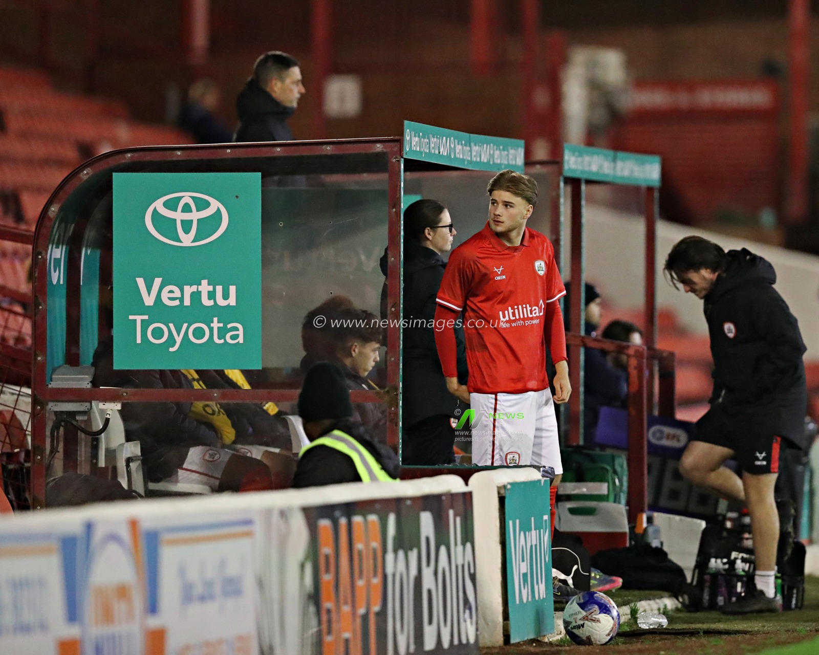 Max Woodcock of Barnsley FC U18's prepares to come on during the FA Youth Cup U18’s round 2 match Barnsley vs Mansfield Town at Oakwell, Barnsley, United Kingdom, 17th November 2025(Photo by Sam Eaden/News Images)