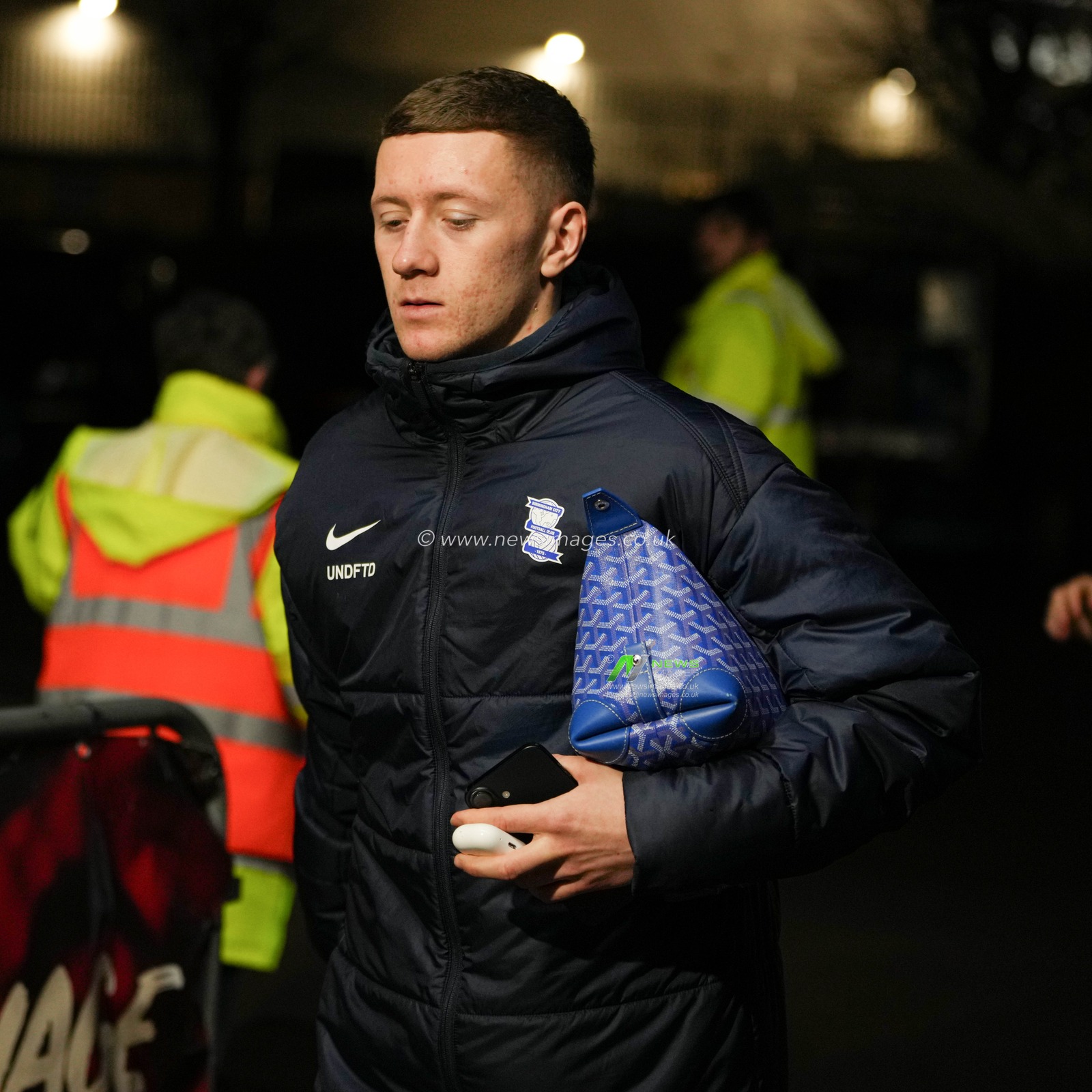Jay Stansfield of Birmingham City arriving ahead of the Vertu Trophy Quarter Final match Stevenage vs Birmingham City at Lamex Stadium, Stevenage, United Kingdom, 4th February 2025

(Photo by Harvey Murphy/News Images)