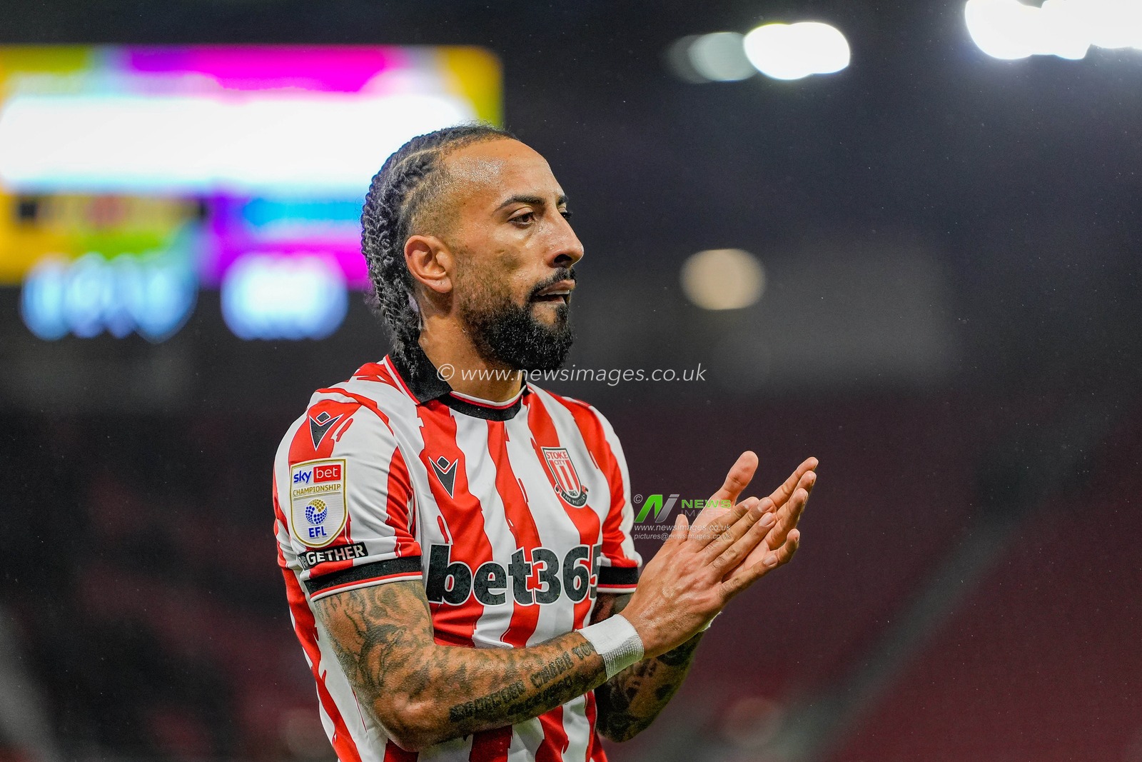 Sorba Thomas of Stoke City during the Sky Bet Championship match Stoke City vs Oxford United at Bet365 Stadium, Stoke On Trent, United Kingdom on 25 February 2026

(Photo by Maynard Manyowa/News Images)