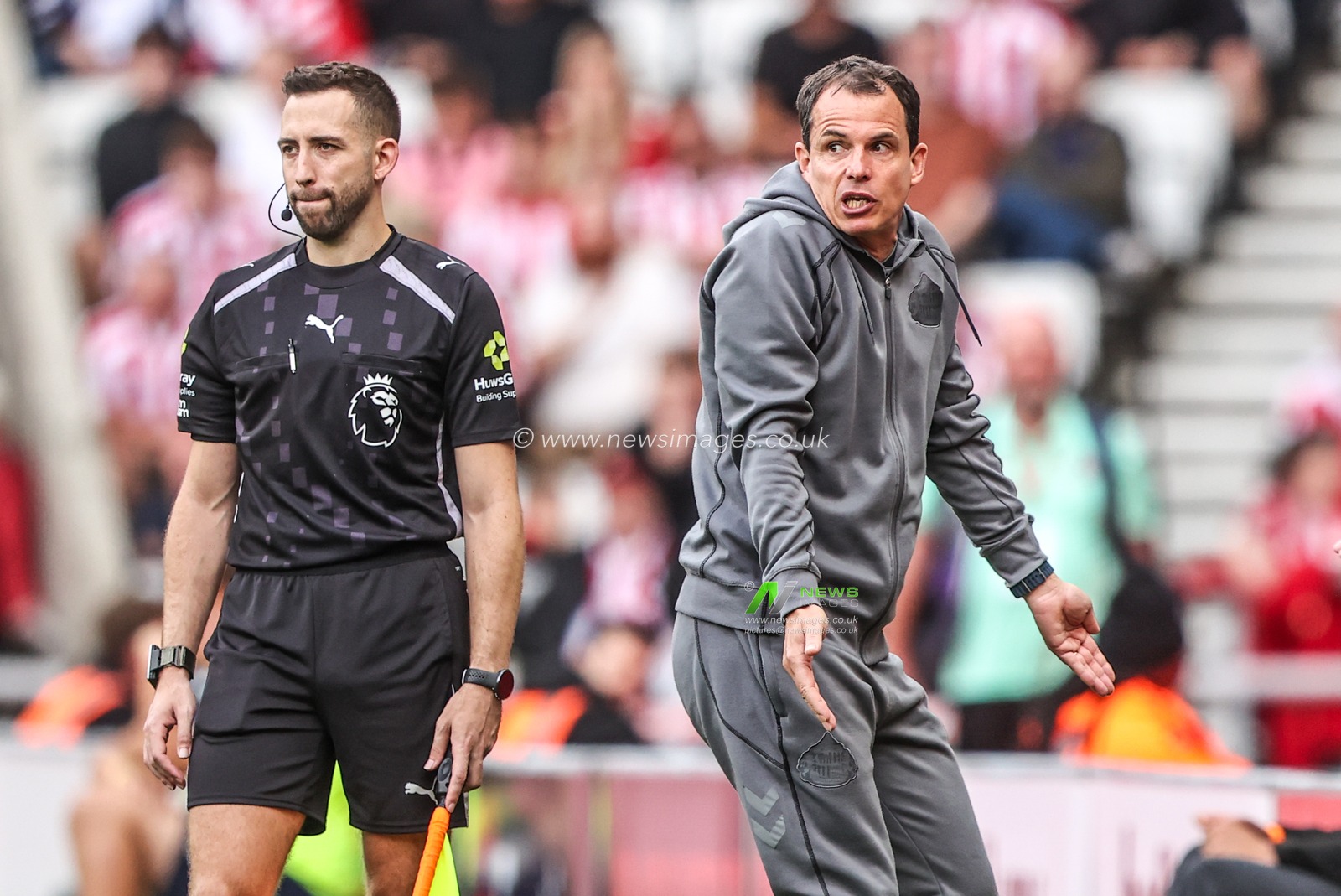 Regis Le Bris manager of Sunderland reacts during the Premier League match Sunderland vs Fulham at Stadium Of Light, Sunderland, United Kingdom on 30 August 2026

(Photo by Alfie Cosgrove/News Images)