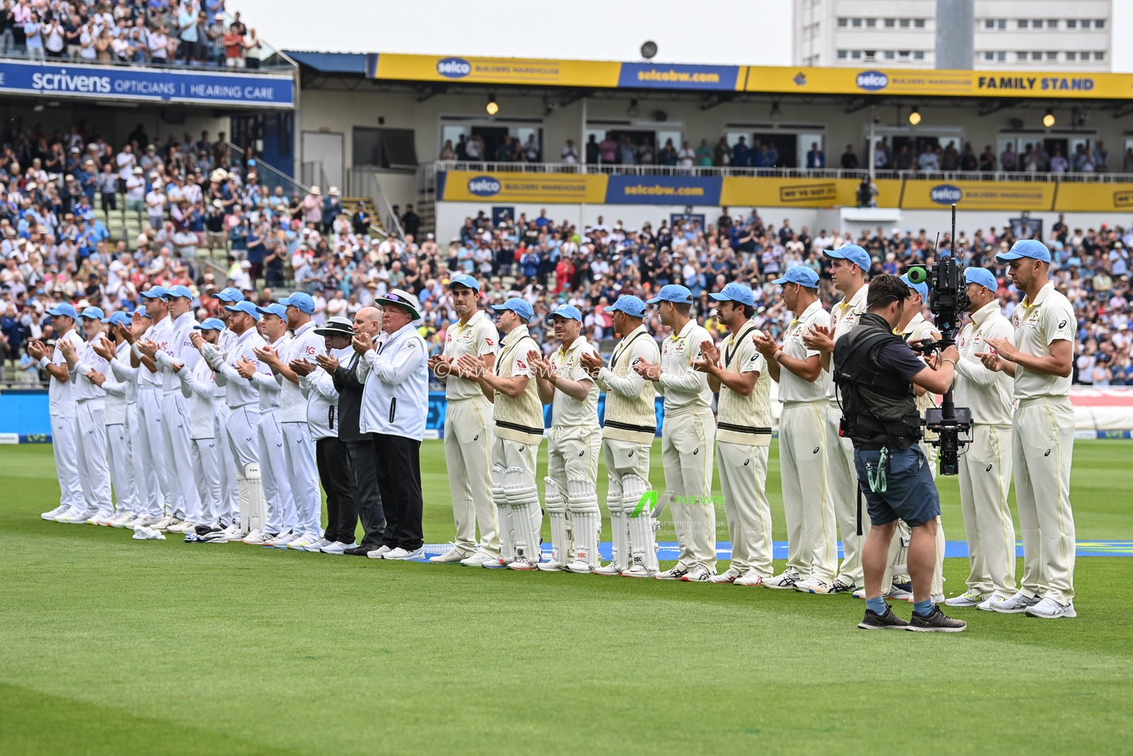 Both teams wear blue caps on Blue for Bob day during the LV= Insurance Ashes First Test Series Day 2 England v Australia at Edgbaston, Birmingham, United Kingdom, 17th June 2023

(Photo by Craig Thomas/News Images)
