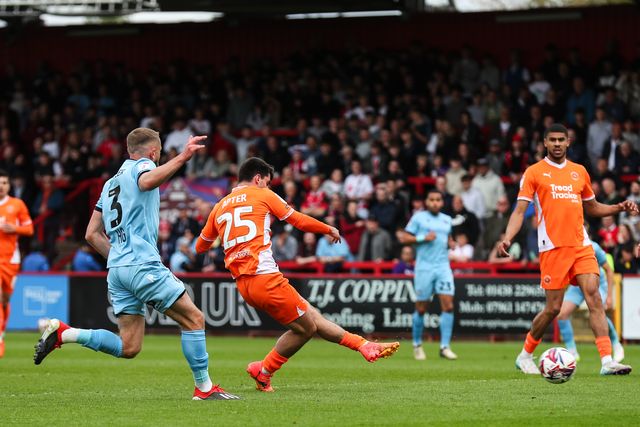 Sky Bet League 1 Stevenage v Blackpool