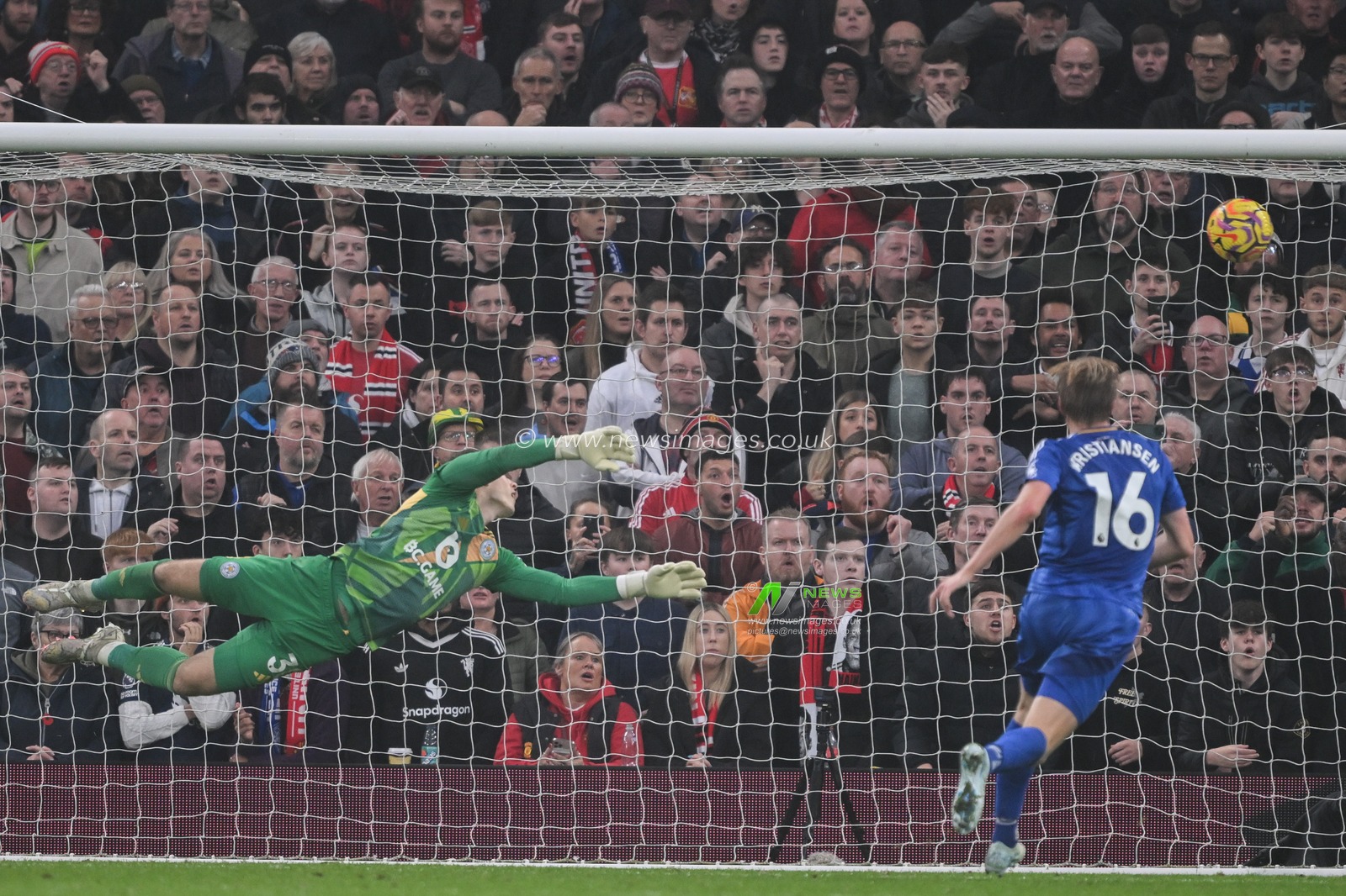 Mads Hermansen of Leicester City watches a shot from Alejandro Garnacho of Manchester United go past him to make it 3-0 during the Premier League match Manchester United vs Leicester City at Old Trafford, Manchester, United Kingdom, 10th November 2024

(Photo by Craig Thomas/News Images)