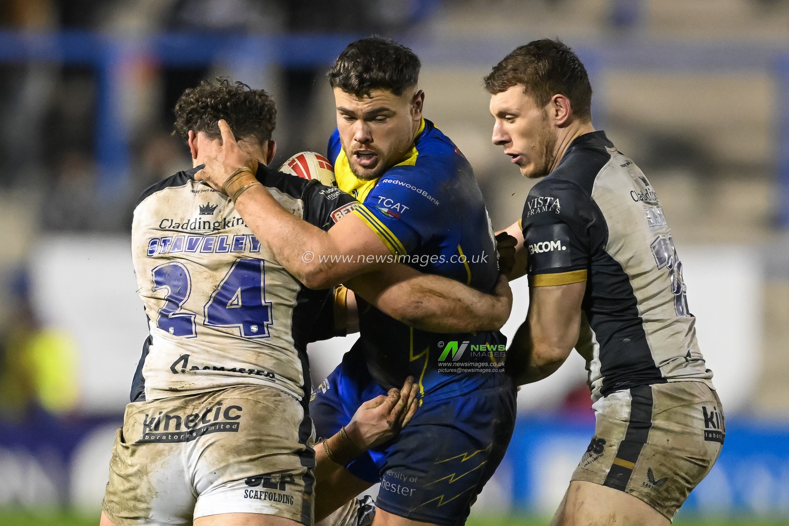 Joe Philbin of Warrington Wolves is tackled by Nick Staveley Hull FC during the Betfred Super League Round 2 match Warrington Wolves vs Hull FC at Halliwell Jones Stadium, Warrington, United Kingdom, 23rd February 2024

(Photo by Craig Thomas/News Images)