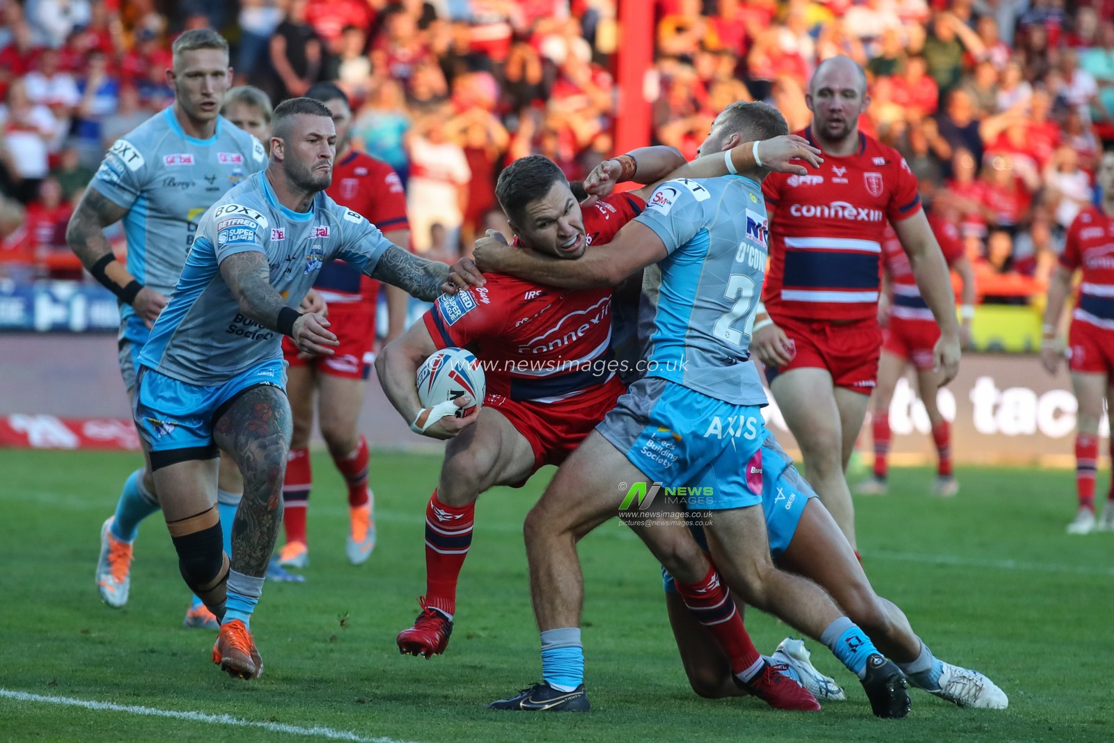 Matt Parcell #9 of Hull KR reaches out to score the first try of the ms