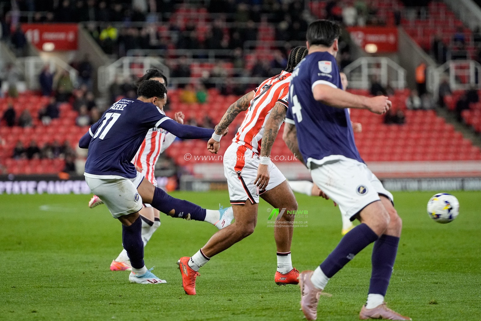 Femi Azeez of Millwall scores to make it  0-2 during the Sky Bet Championship match Stoke City vs Millwall at Bet365 Stadium, Stoke On Trent, United Kingdom on 21 April 2026

(Photo by Maynard Manyowa/News Images)