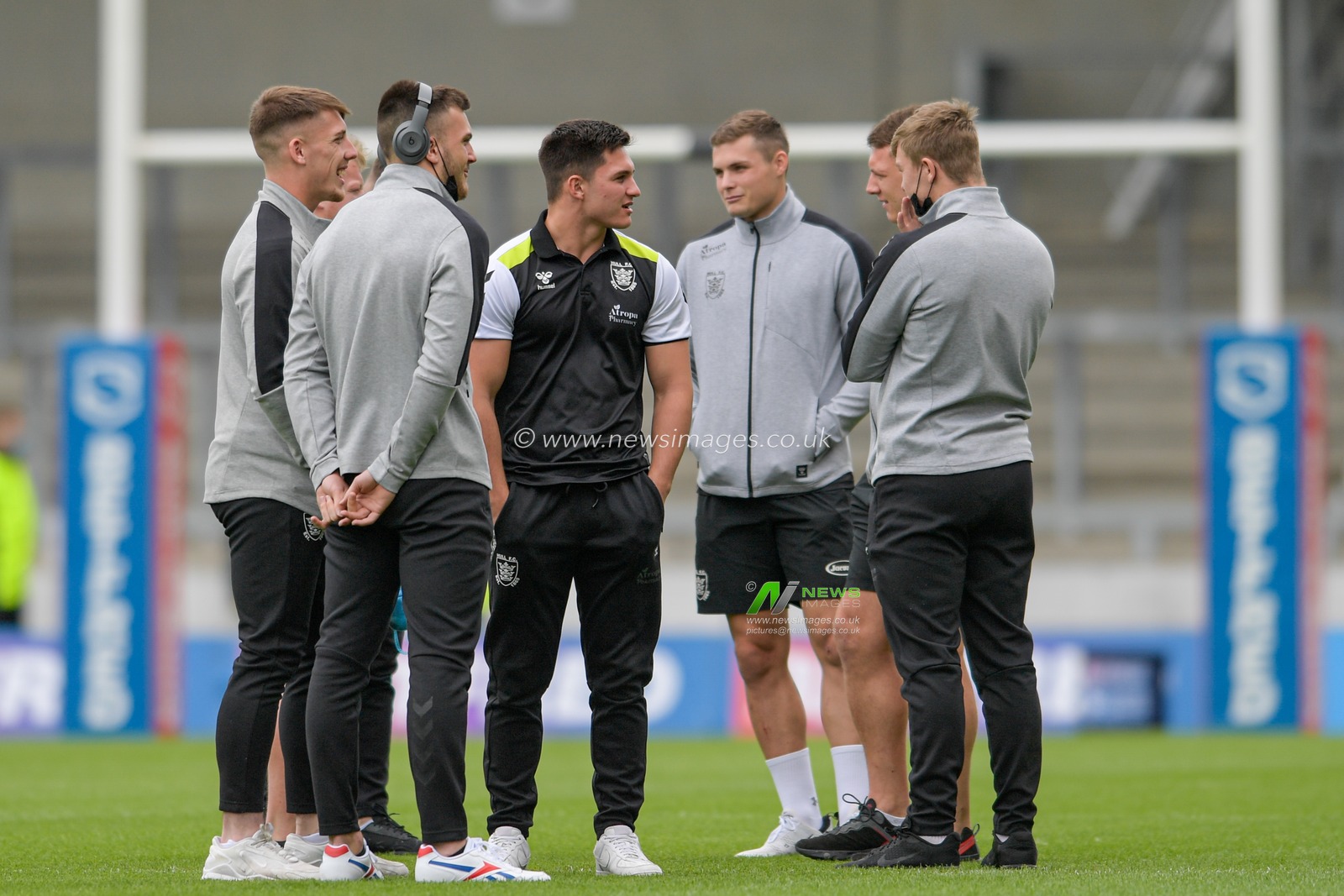 Hull FC have arrived at the AJ Bell stadium
