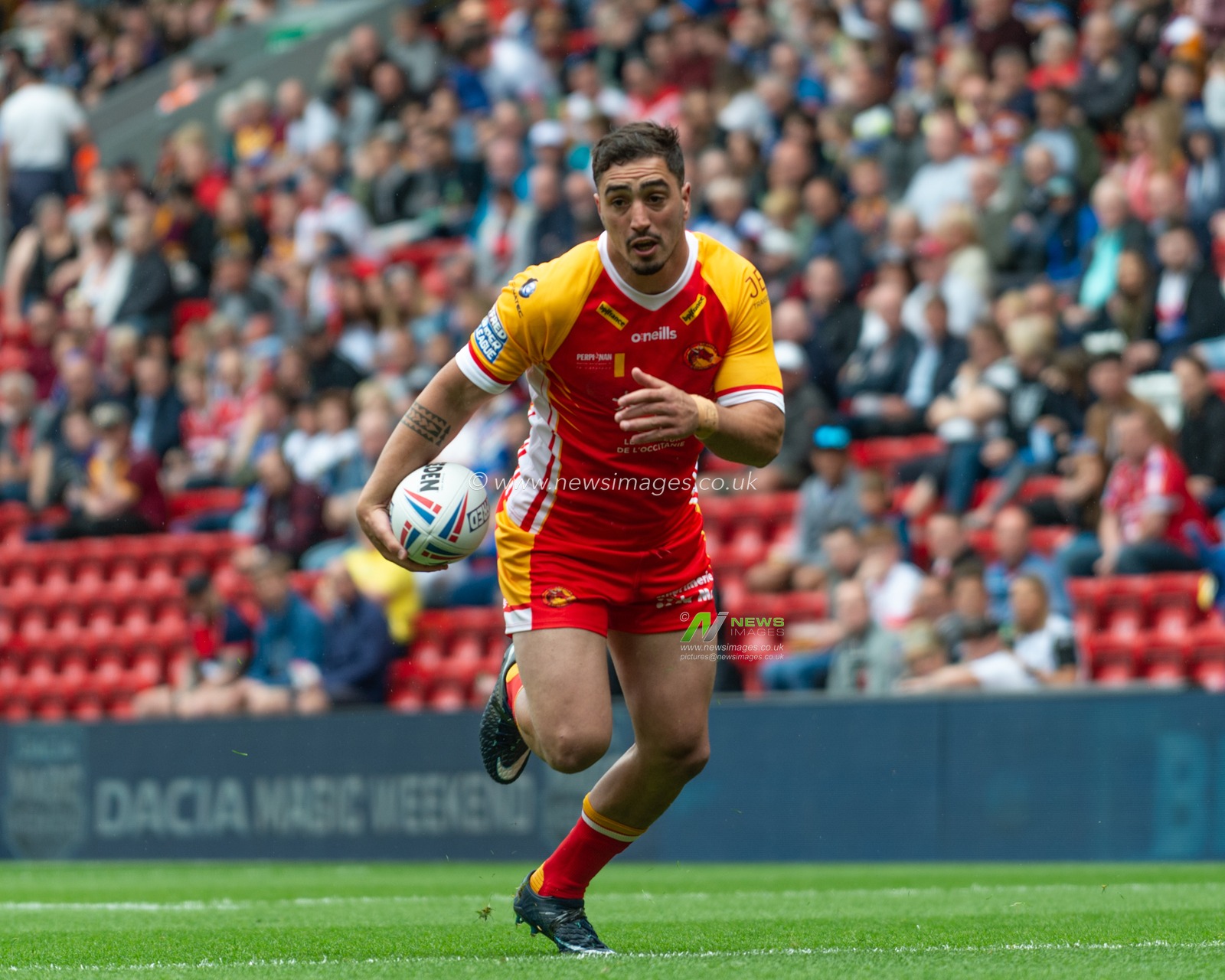 25th May 2019 , Anfield Stadium, Liverpool, England; Dacia Magic Weekend, Betfred Super League Round 16, Wakefield Trinity vs Catalans Dragons ; Tony Gigot of Catalans Dragons 

Credit: Richard Long/News Images
