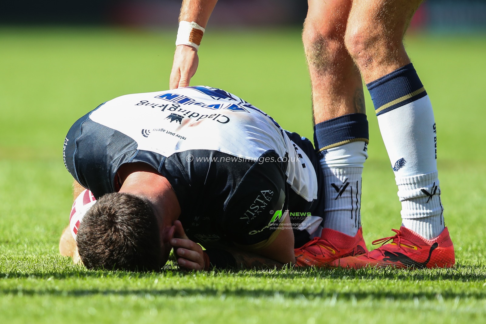 Yusuf Aydin of Hull FC goes down with a head injury during the Betfred Super League Round 21 match Leigh Leopards vs Hull FC at Leigh Sports Village, Leigh, United Kingdom, 11th August 2024

(Photo by Gareth Evans/News Images)