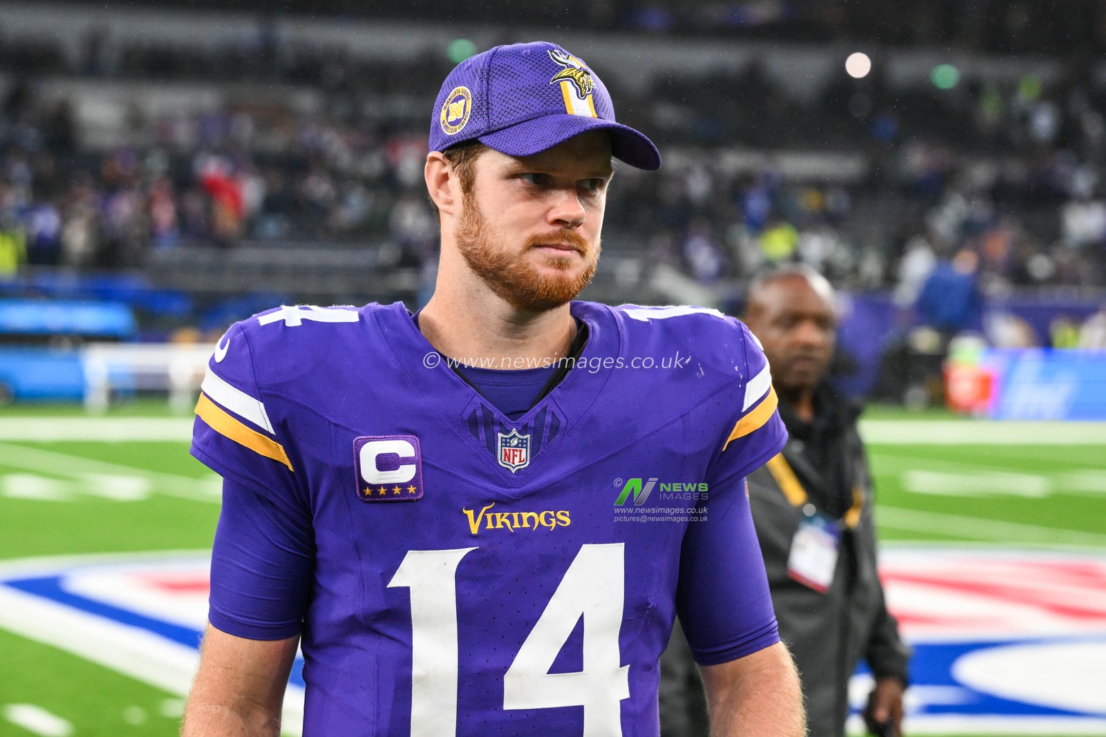 Sam Darnold of the Minnesota Vikings at the end of the Week 5 match New York Jets vs Minnesota Vikings at Tottenham Hotspur Stadium, London, United Kingdom, 6th October 2024

(Photo by Craig Thomas/News Images)
