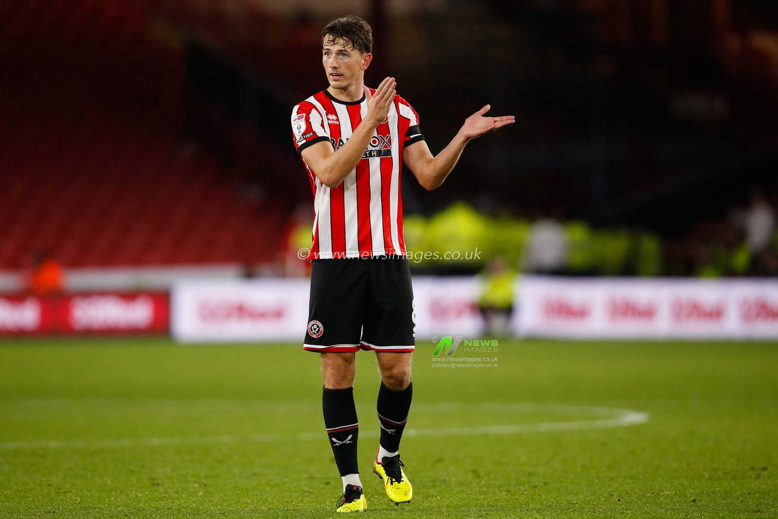 Sander Berge #8 of Sheffield United during the Sky Bet Championship match Sheffield United vs Queens Park Rangers at Bramall Lane, Sheffield, United Kingdom, 4th October 2022

(Photo by Ben Early/News Images)