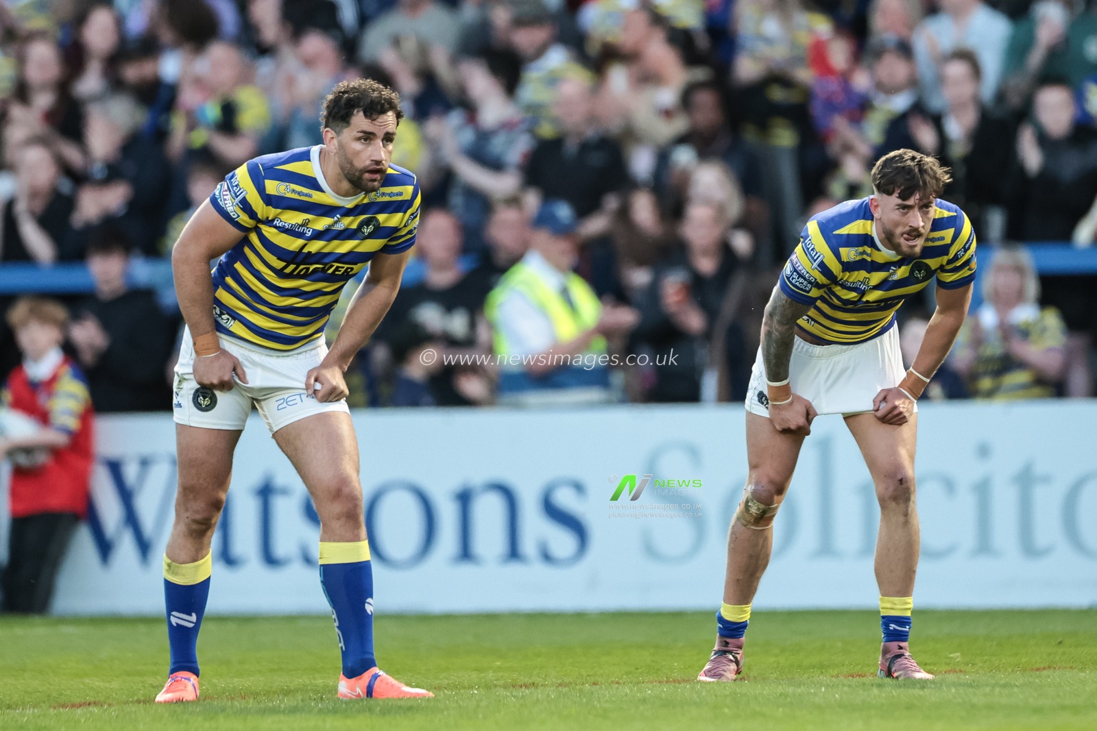Toby King of Warrington Wolves and Matty Ashton of Warrington Wolves during the Betfred Super League round 9 match Warrington Wolves vs Wigan Warriors at The Halliwell Jones Stadium, Warrington, United Kingdom on 24 April 2026

(Photo by Mark Cosgrove/News Images)