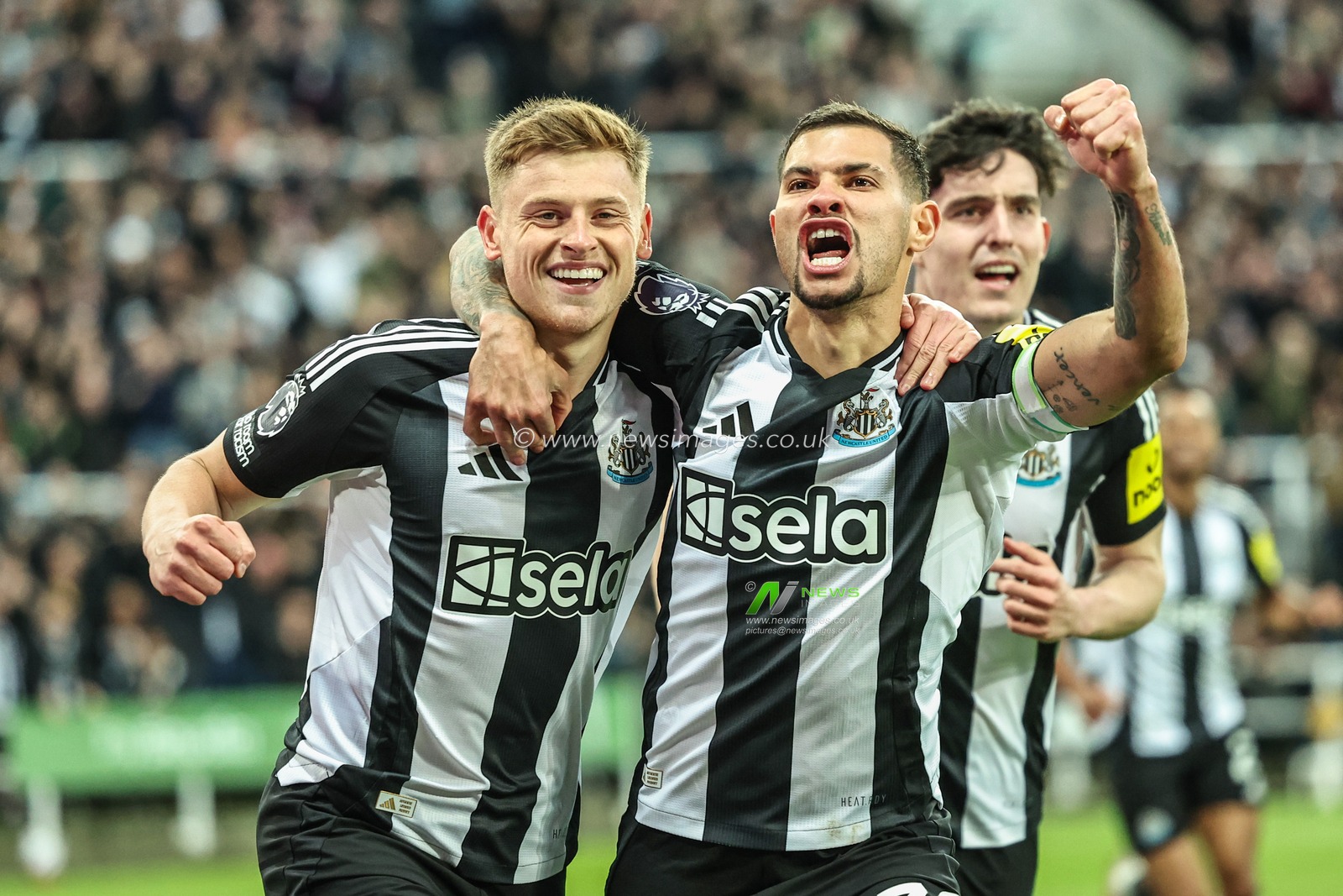 Harvey Barnes of Newcastle United celebrates an own goal from Marc GuÃ©hi of Crystal Palace during the Premier League match Newcastle United vs Crystal Palace at St. James's Park, Newcastle, United Kingdom, 16th April 2025

(Photo by Mark Cosgrove/News Images)