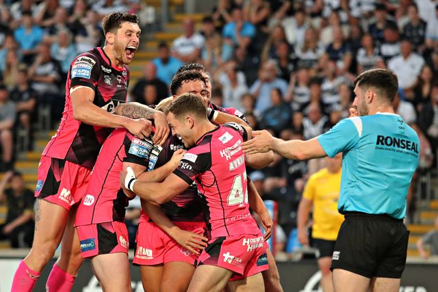 Betfred Super League Round 14 Hull FC v Castleford Tigers