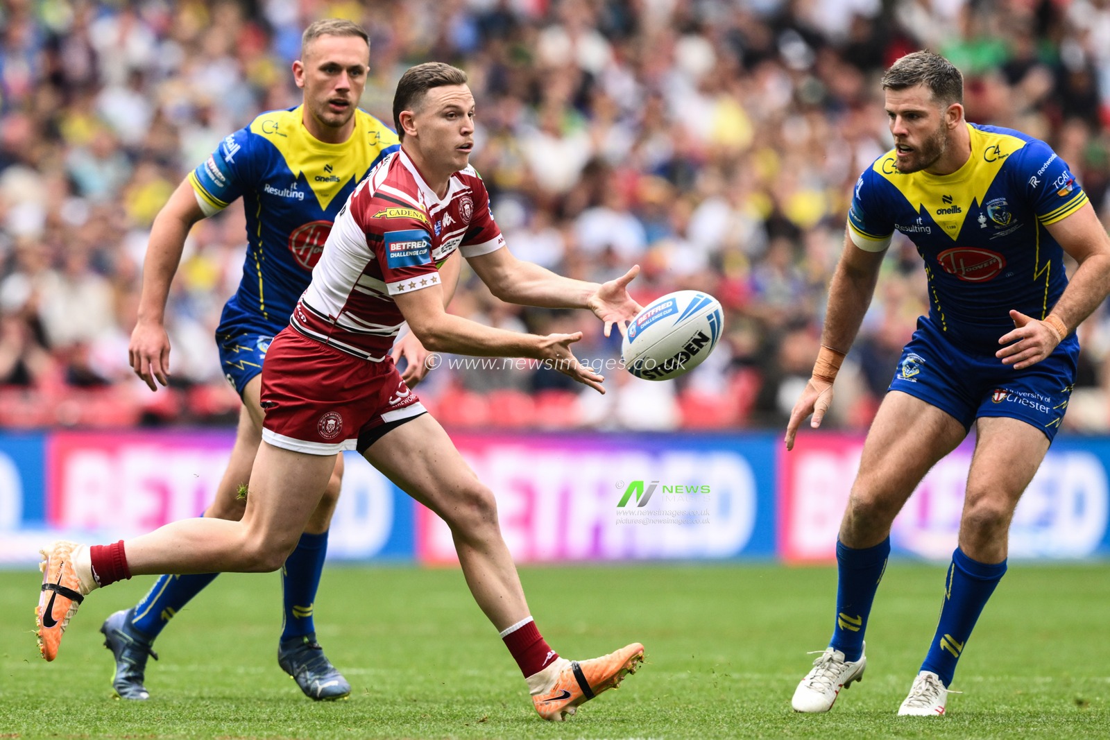 Jai Field of Wigan Warriors passes the ball during the Betfred Challenge Cup Final match Warrington Wolves vs Wigan Warriors at Wembley Stadium, London, United Kingdom, 8th June 2024

(Photo by Craig Thomas/News Images)