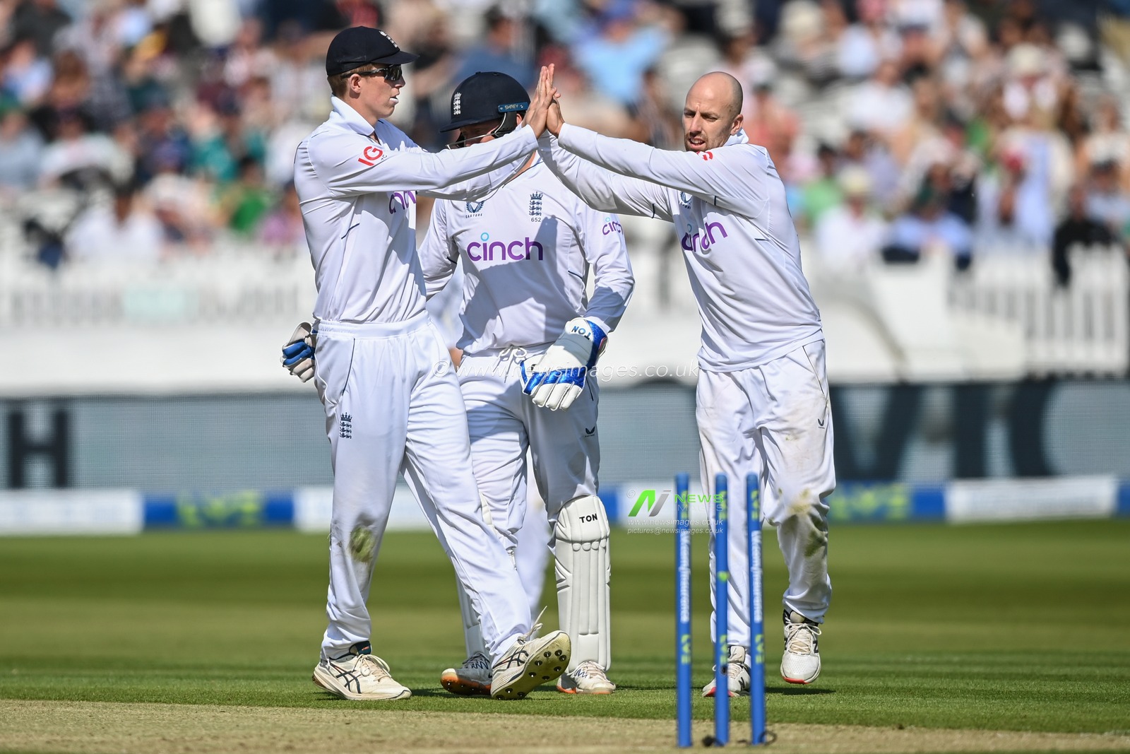 Jack Leach of England celebrates bowling Curtis Campher of Ireland during the LV= Insurance day one Test match England vs Ireland at Lords, London, United Kingdom, 1st June 2023

(Photo by Craig Thomas/News Images)