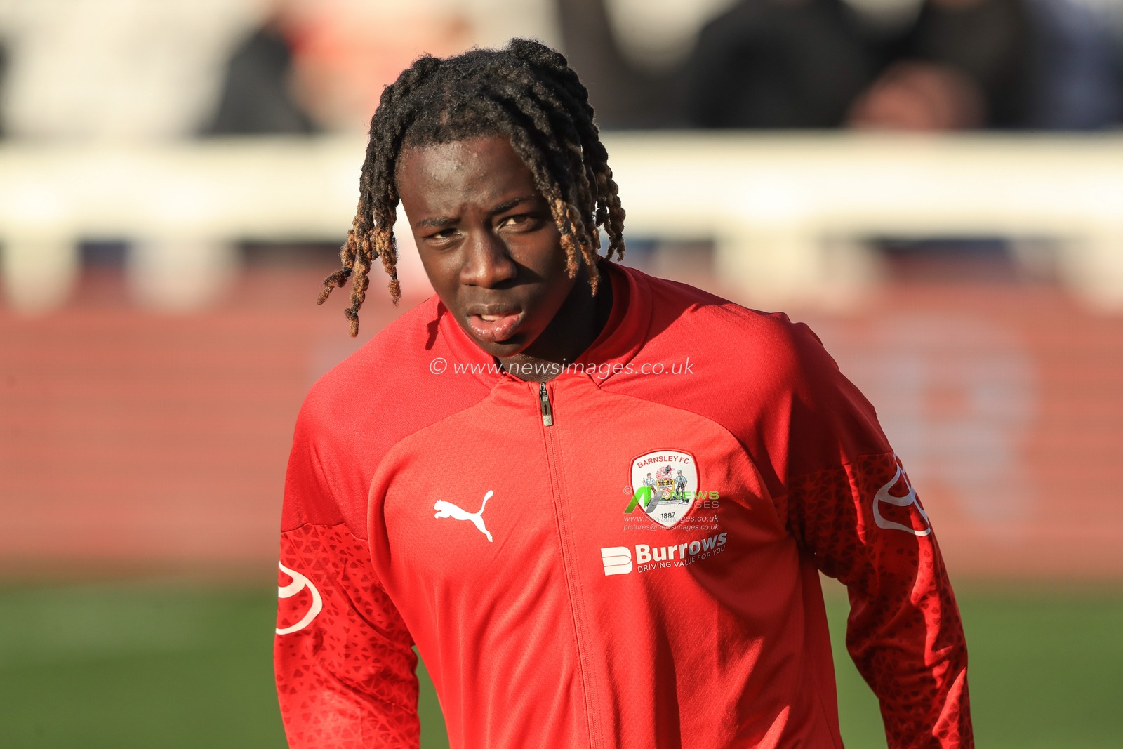 FÃ¡bio JalÃ³ #12 of Barnsley in the pregame warmup session during the Sky Bet League 1 match Lincoln City vs Barnsley at Gelder Group Sincil Bank Stadium, Lincoln, United Kingdom, 25th November 2023

(Photo by Alfie Cosgrove/News Images)