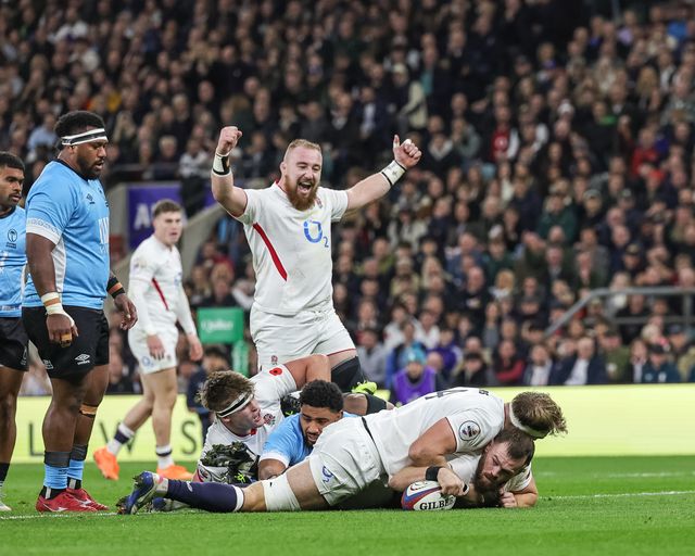 Luke Cowan-Dickie of England goes over for a try during the Quilter Nations Series 2025 match England vs Fiji at Allianz Stadium, Twickenham, United Kingdom, 8th November 2025

(Photo by Mark Cosgrove/News Images)

*** GER AUT SUI OUT ***