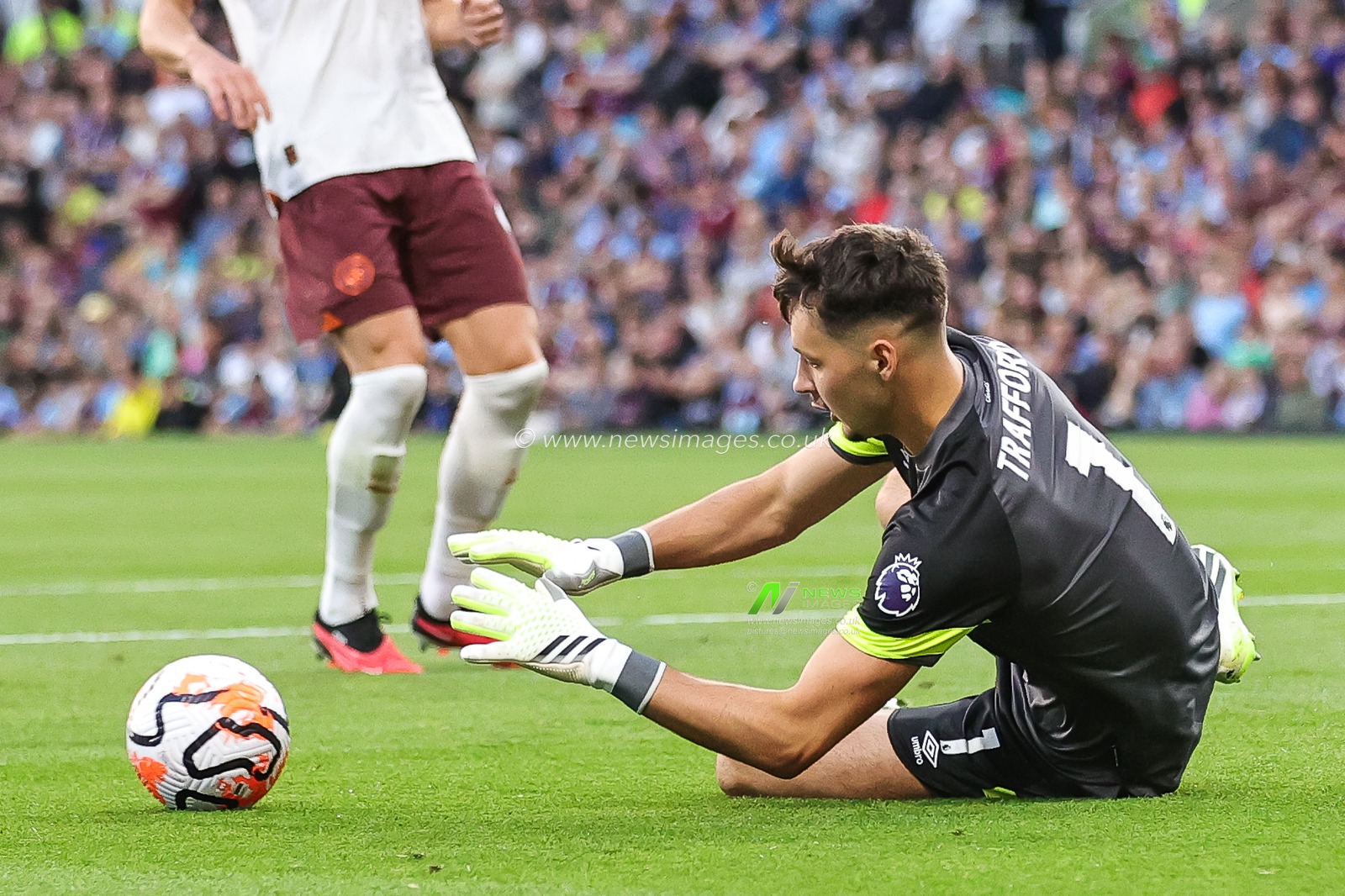 James Trafford of Burnley makes a save during the Premier League match Burnley vs Manchester City at Turf Moor, Burnley, United Kingdom, 11th August 2023

(Photo by Mark Cosgrove/News Images)