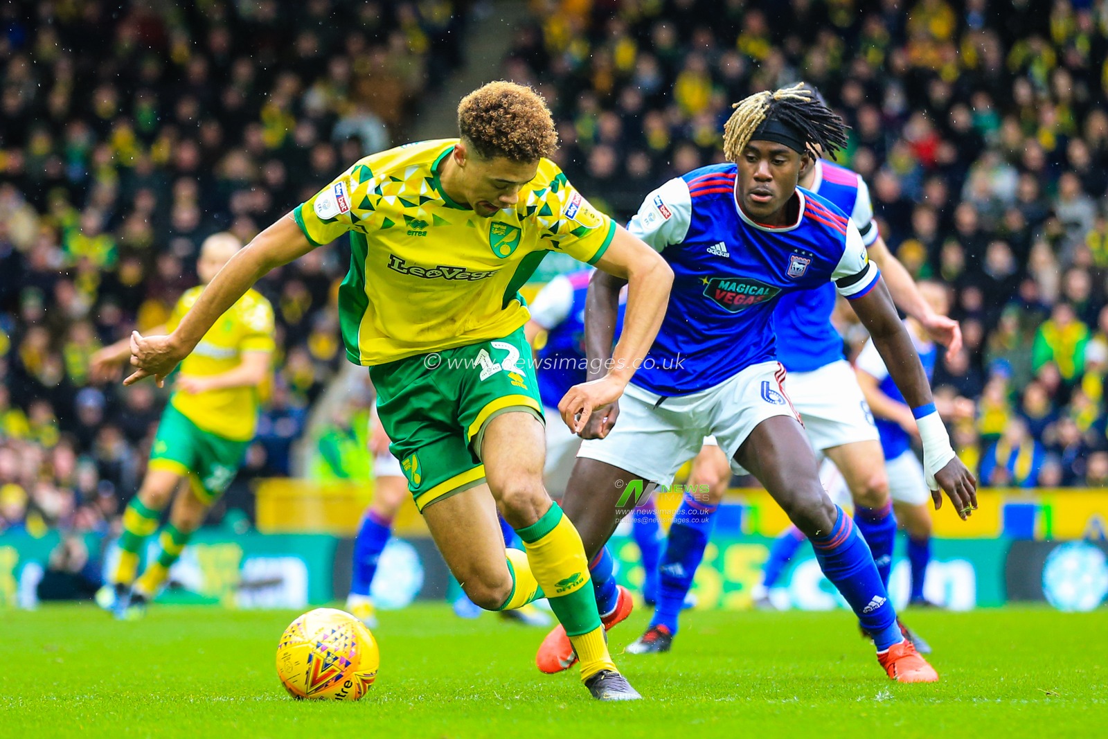 10th February 2019, Carrow Road, Norfolk, England; Sky Bet Championship, Norwich City vs Ipswich Town ;  Jamal Lewis (12) of Norwich City ahead of Trevoh Chalobah (06) of Ipswich 


Credit: Georgie Kerr/News Images

English Football League images are subject to DataCo Licence